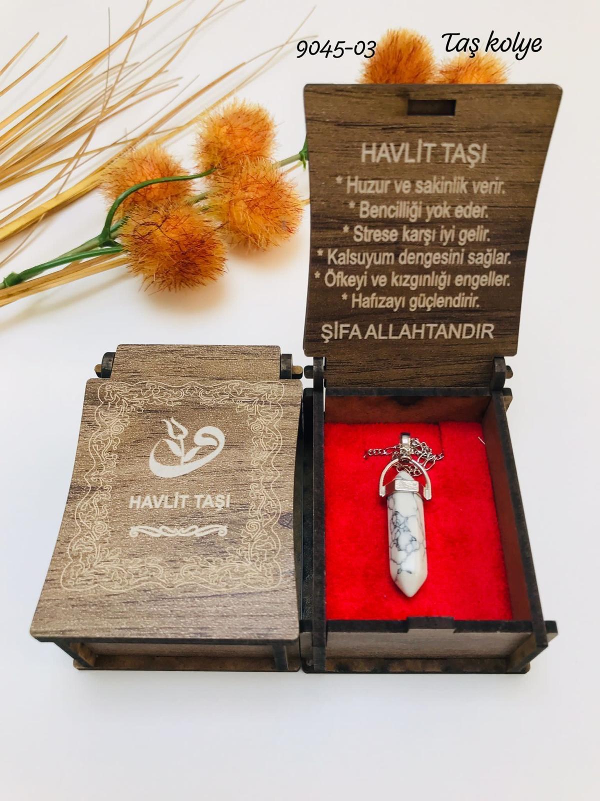 9045 Kutulu Taş Kolye