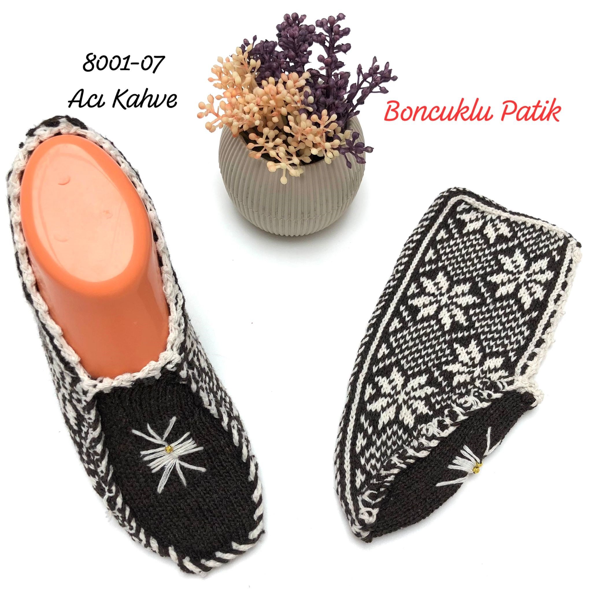 8001 Boncuklu Patik