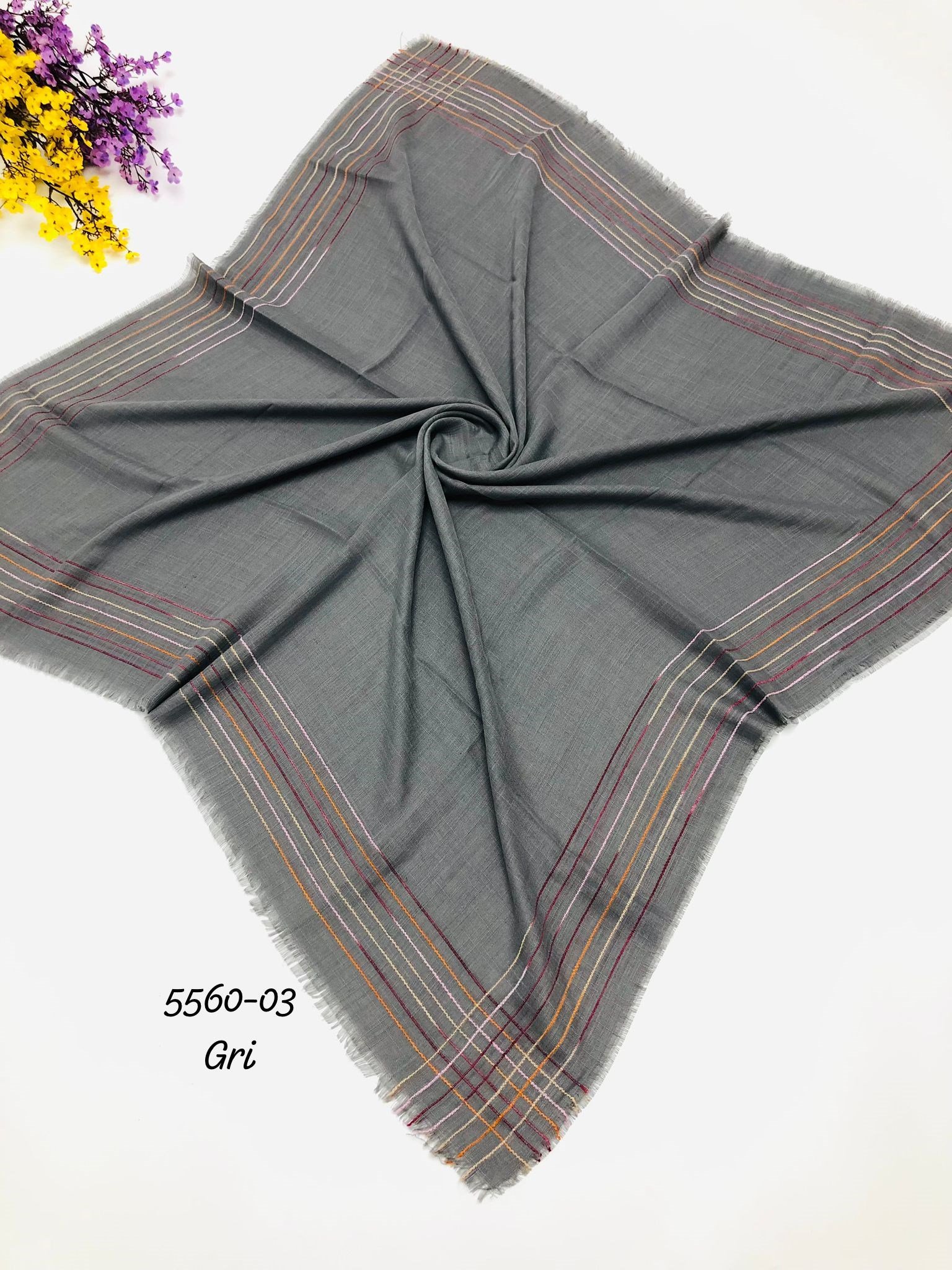 5560 Kenar Şeritli Pamuk Eşarp