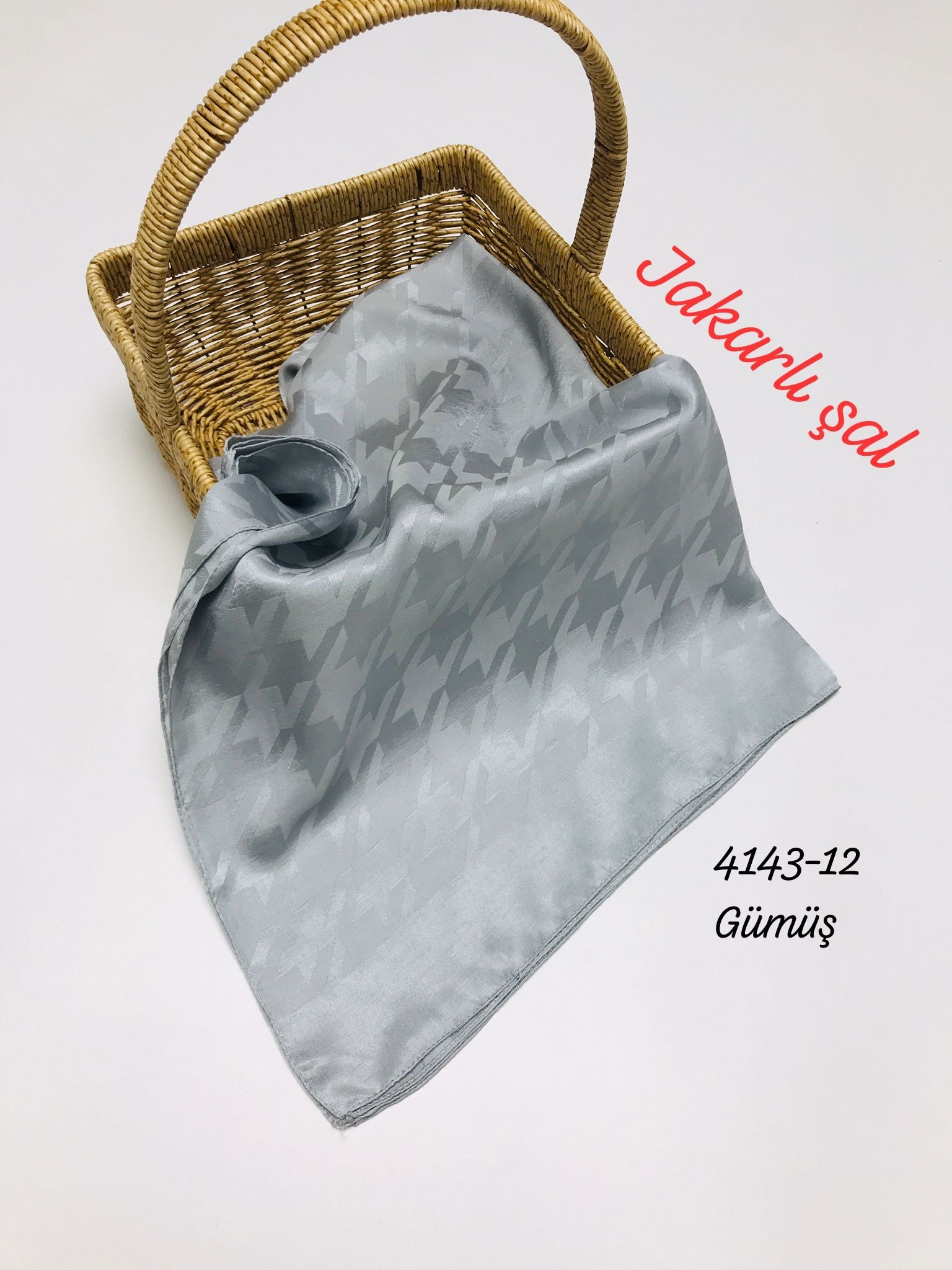 4143 Jakarlı Şal