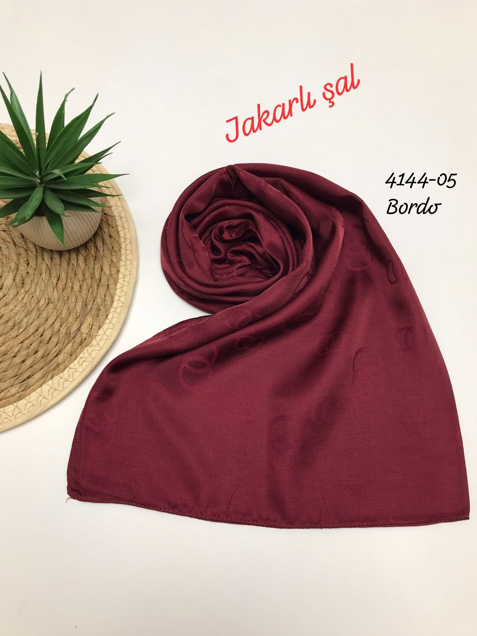 4144 Jakarlı Şal
