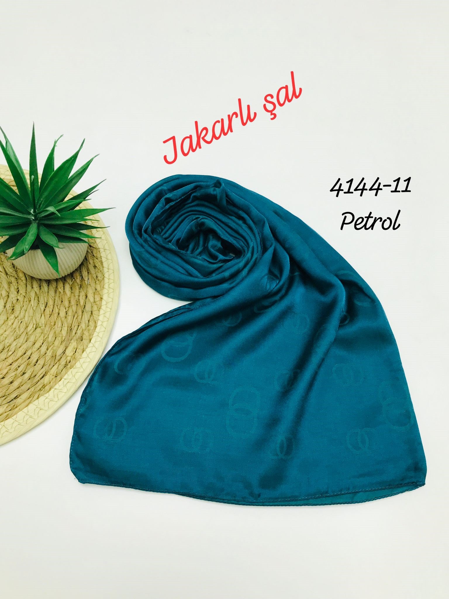 4144 Jakarlı Şal