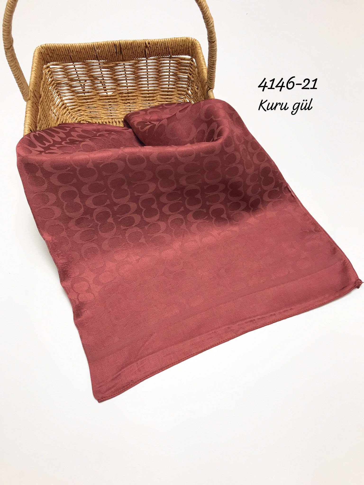 4146 Jakarlı Şal