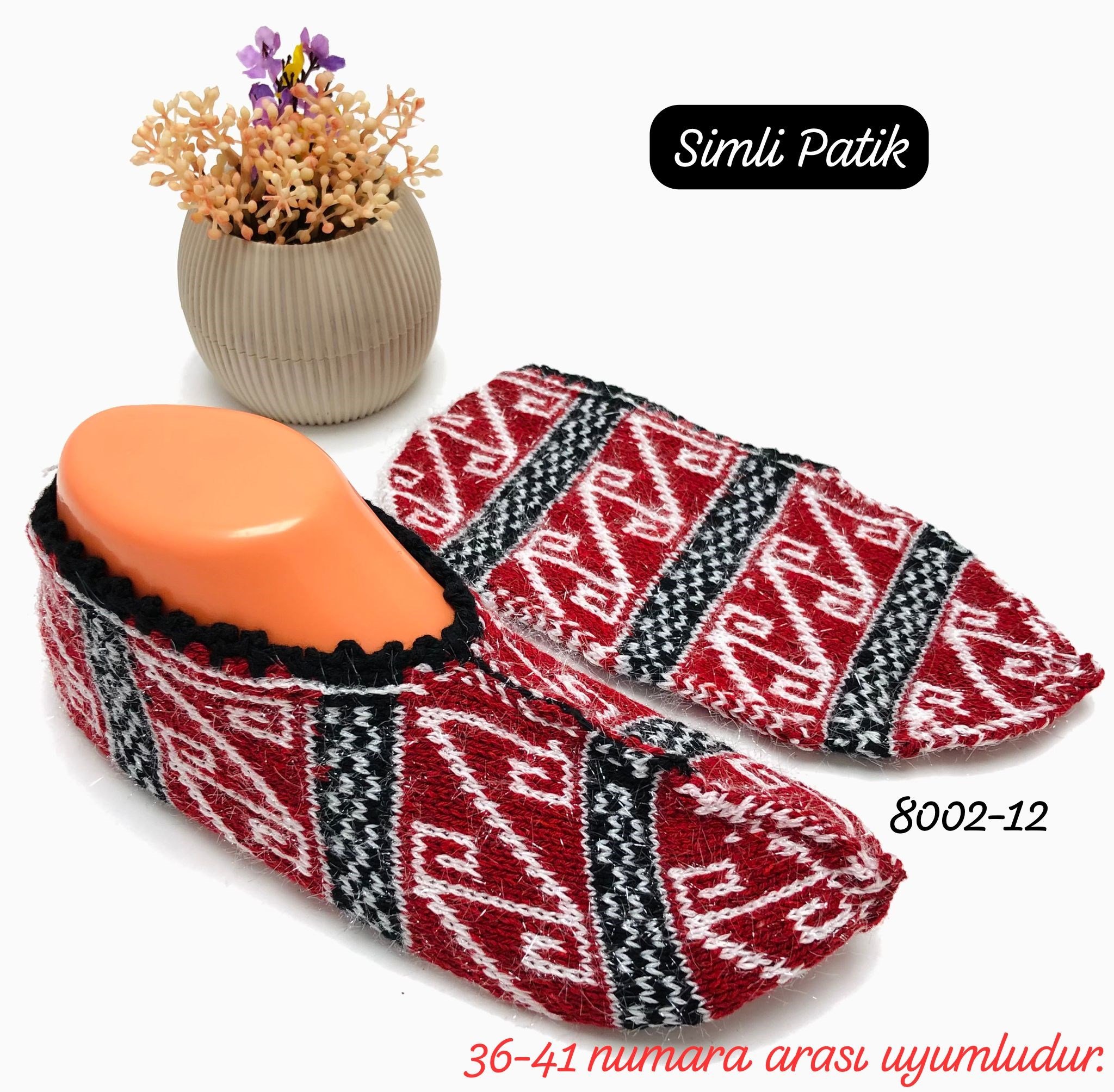 8002 Desenli Simli Patik