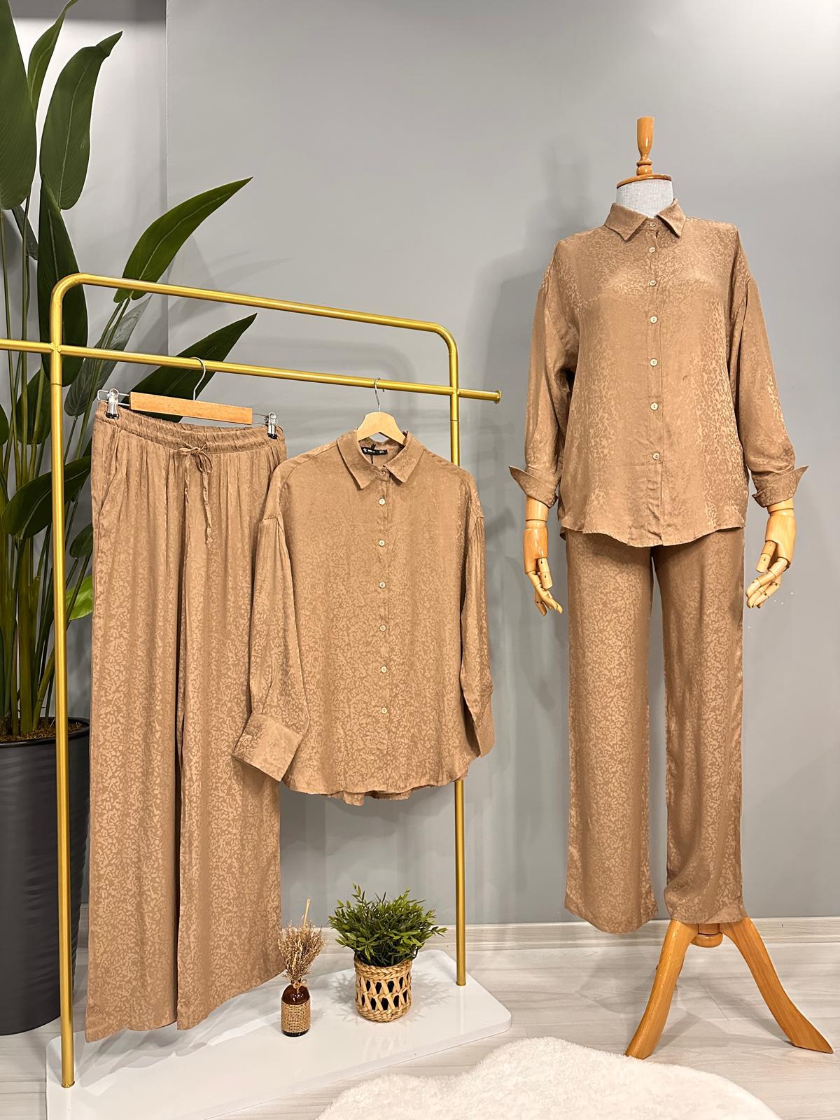 JAKARLI TAKIM CAMEL