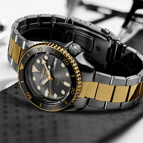 Seiko 5 Sports U.S. Special Creation SRPK22 Otomatik Erkek Kol Saati