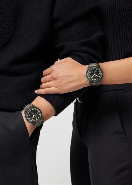 Versace VRSCVE6K00623 Erkek Kol Saati