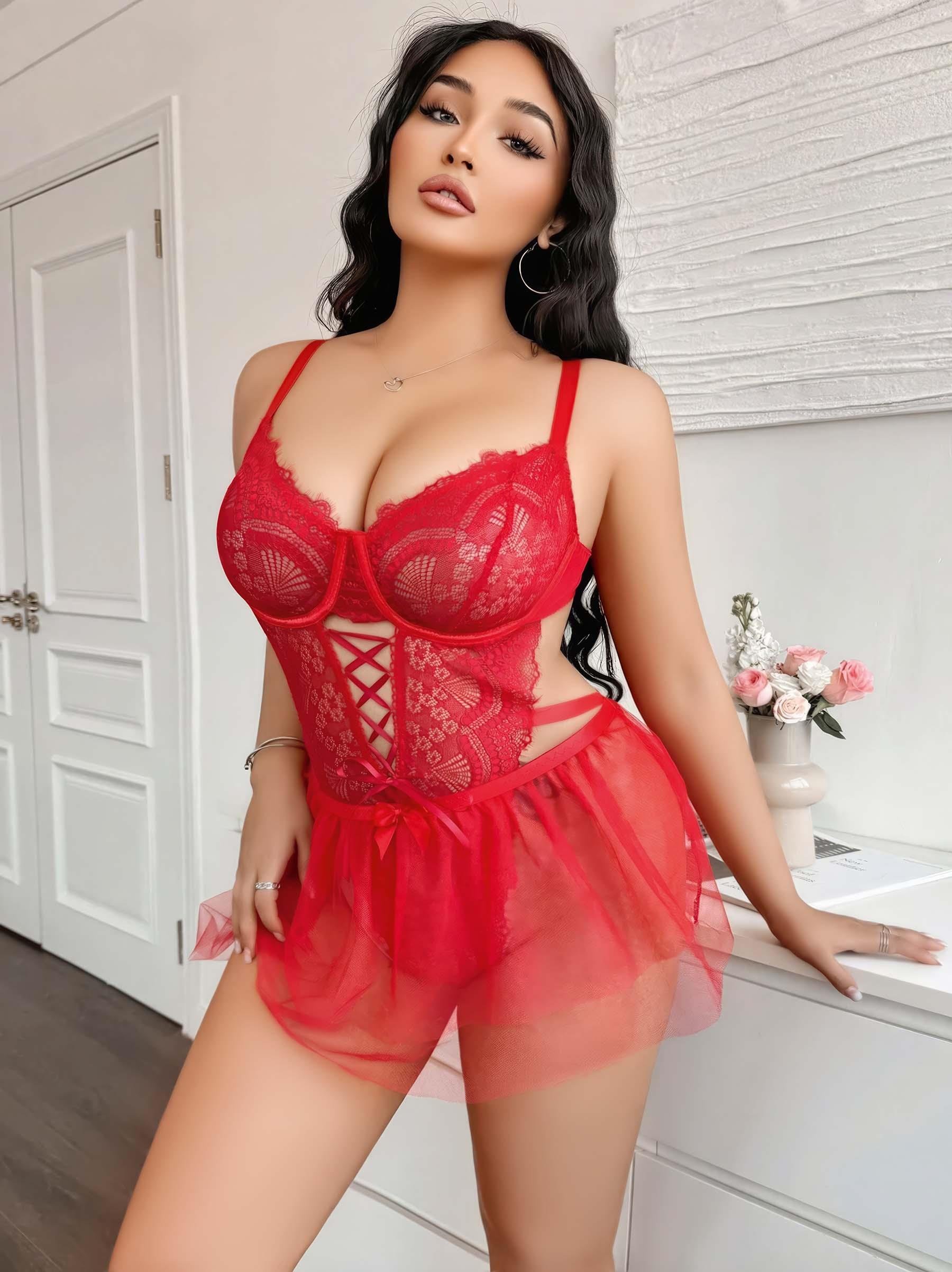 Kadın Büyük Beden Nakışlı Siyah Gotik İp Askılı Gecelik 8007