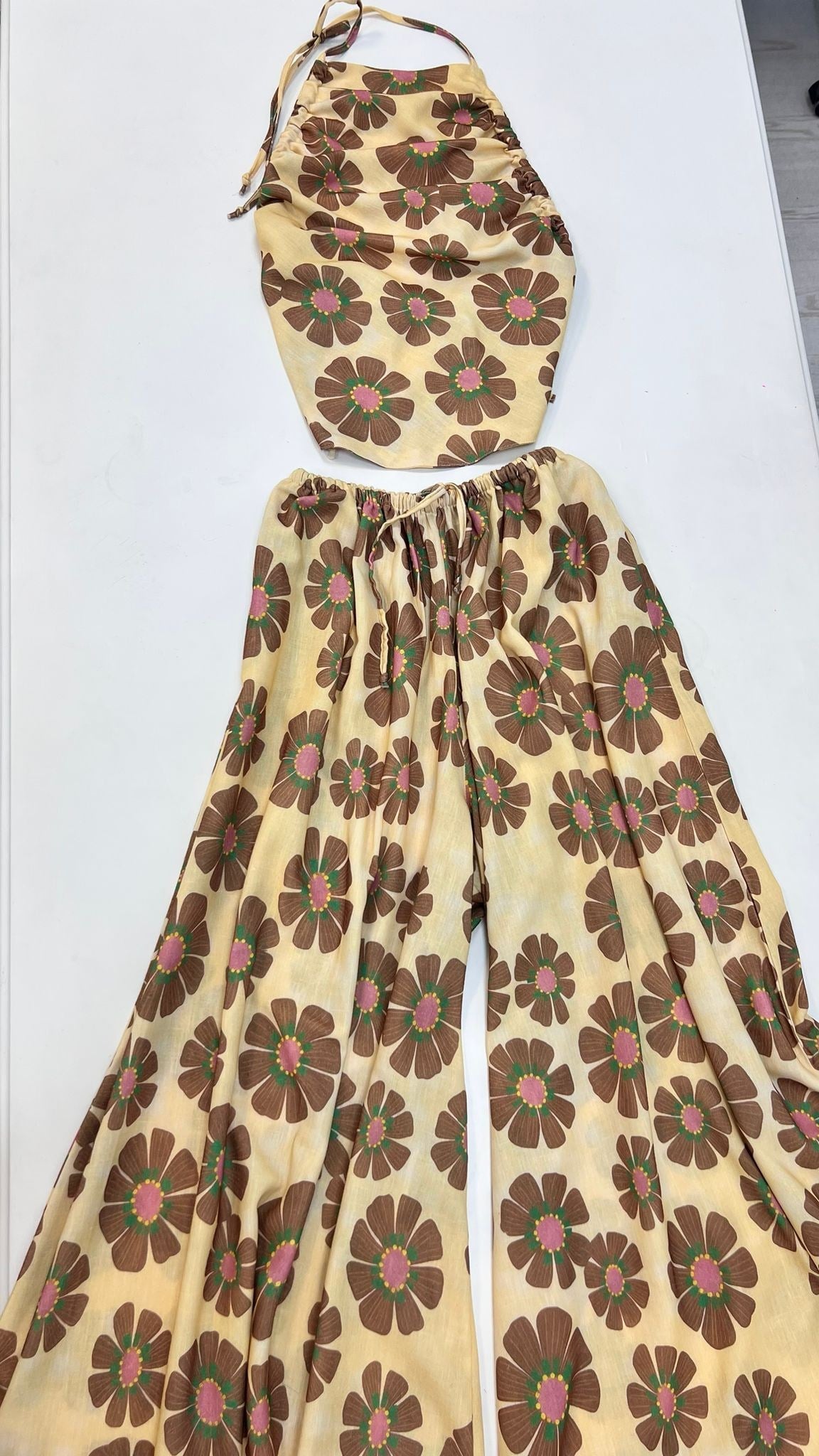 BÜZGÜLÜ HALTER YAKA PANTOLON TAKIM - 1429