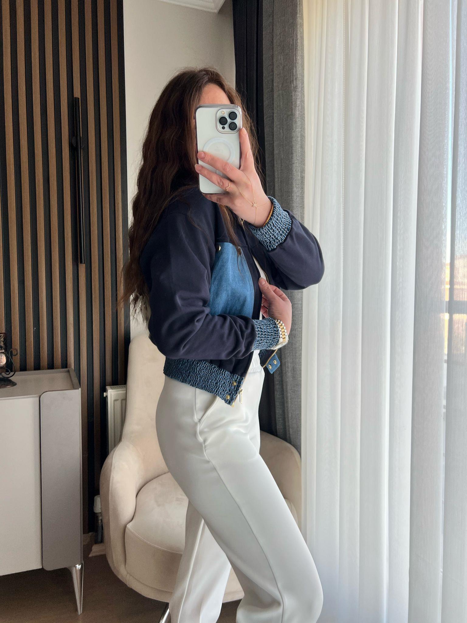 JEAN CEPLİ LACİVERT CEKET