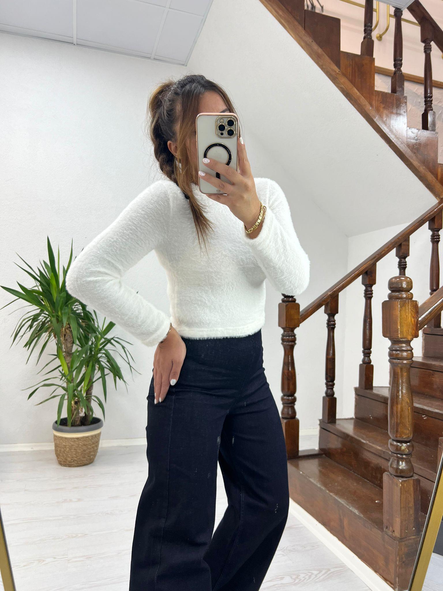 PELUŞ CROP BEYAZ - 1202