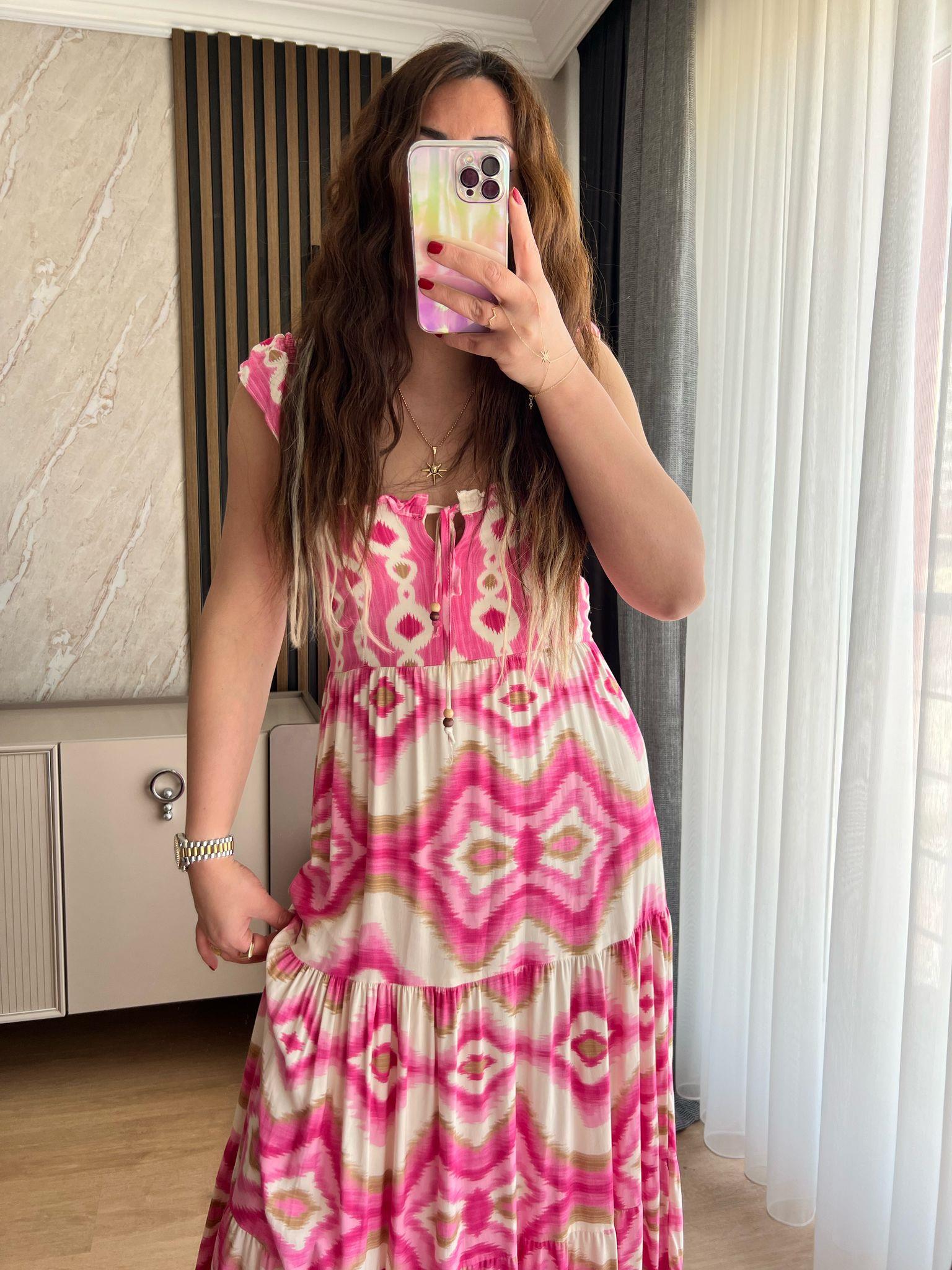 pembe desenli uzun elbise 1075