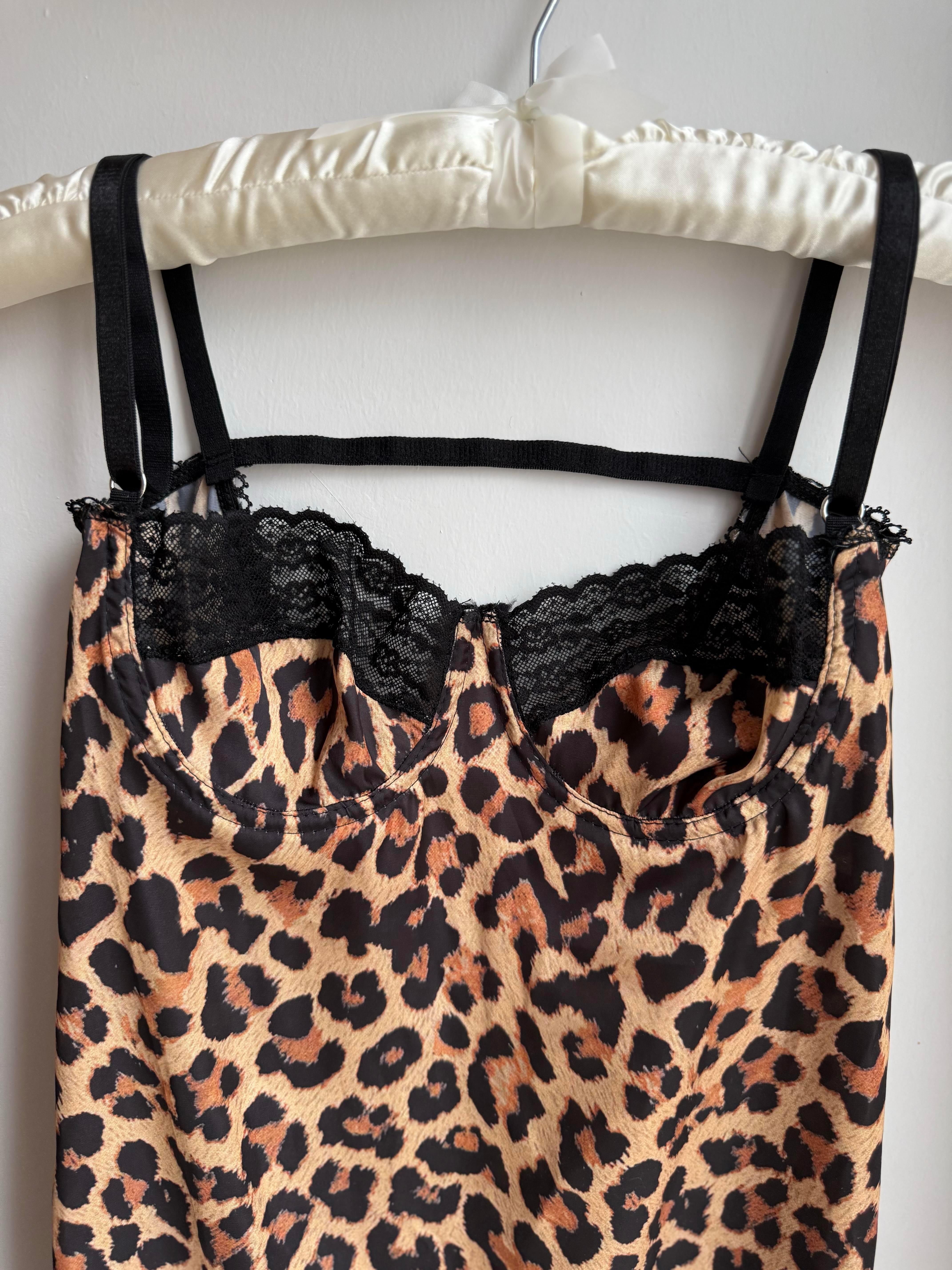 Leopar Mini Siyah Gecelik