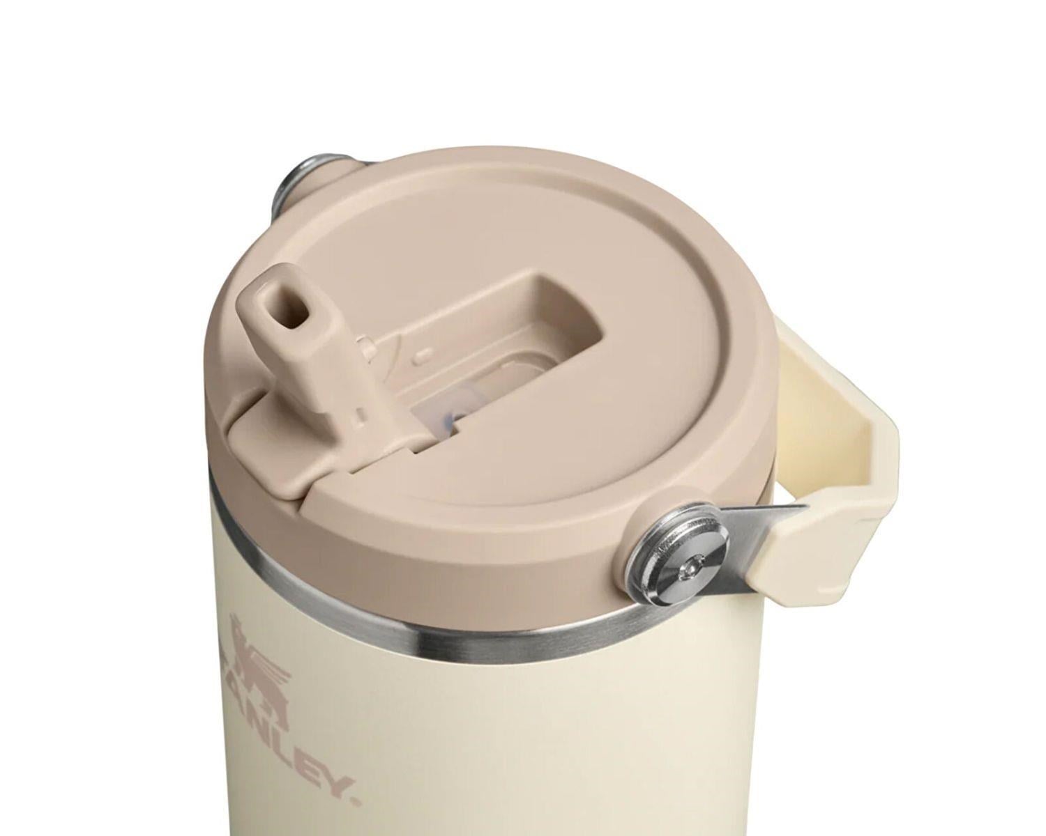 Stanley The IceFlow™ Flip Straw 2.0 Tumbler 0.89L / 30oz Cream Termos AS10134240197
