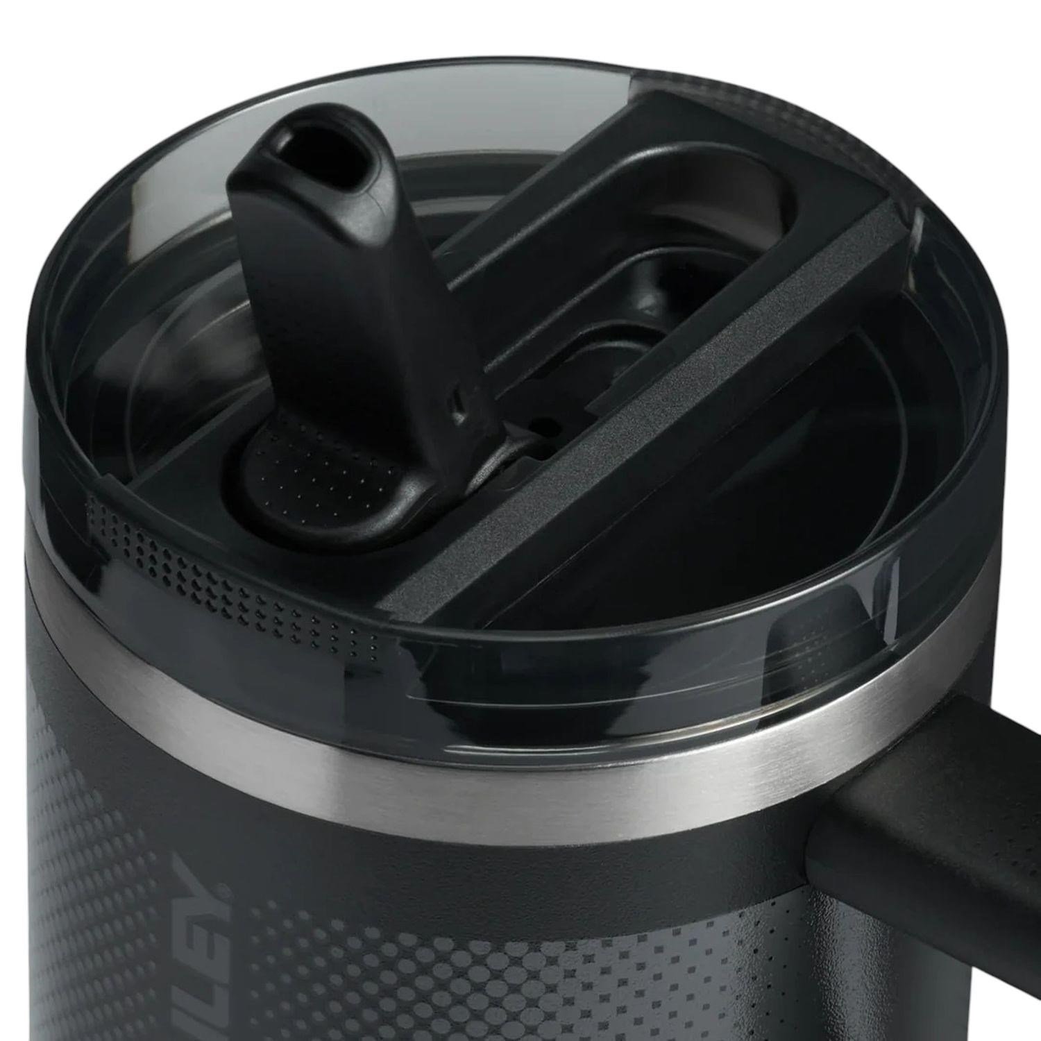 Stanley The Quencher ProTour Flip Straw Tumbler 0.59L / 20oz Black Fade Termos AS1012484095