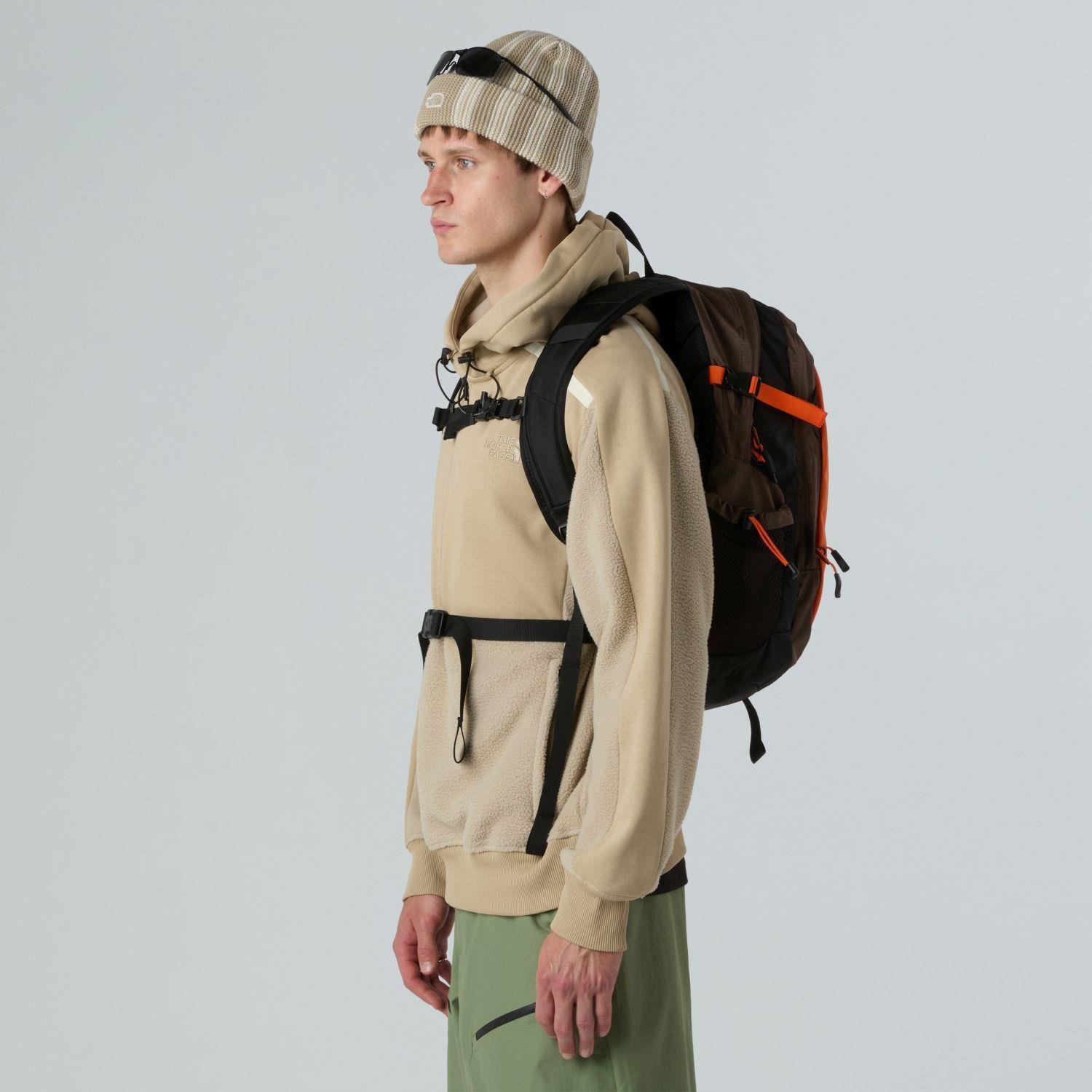 The North Face HOT SHOT SE Unisex Sırt Çantası NF0A3KYJGIH1
