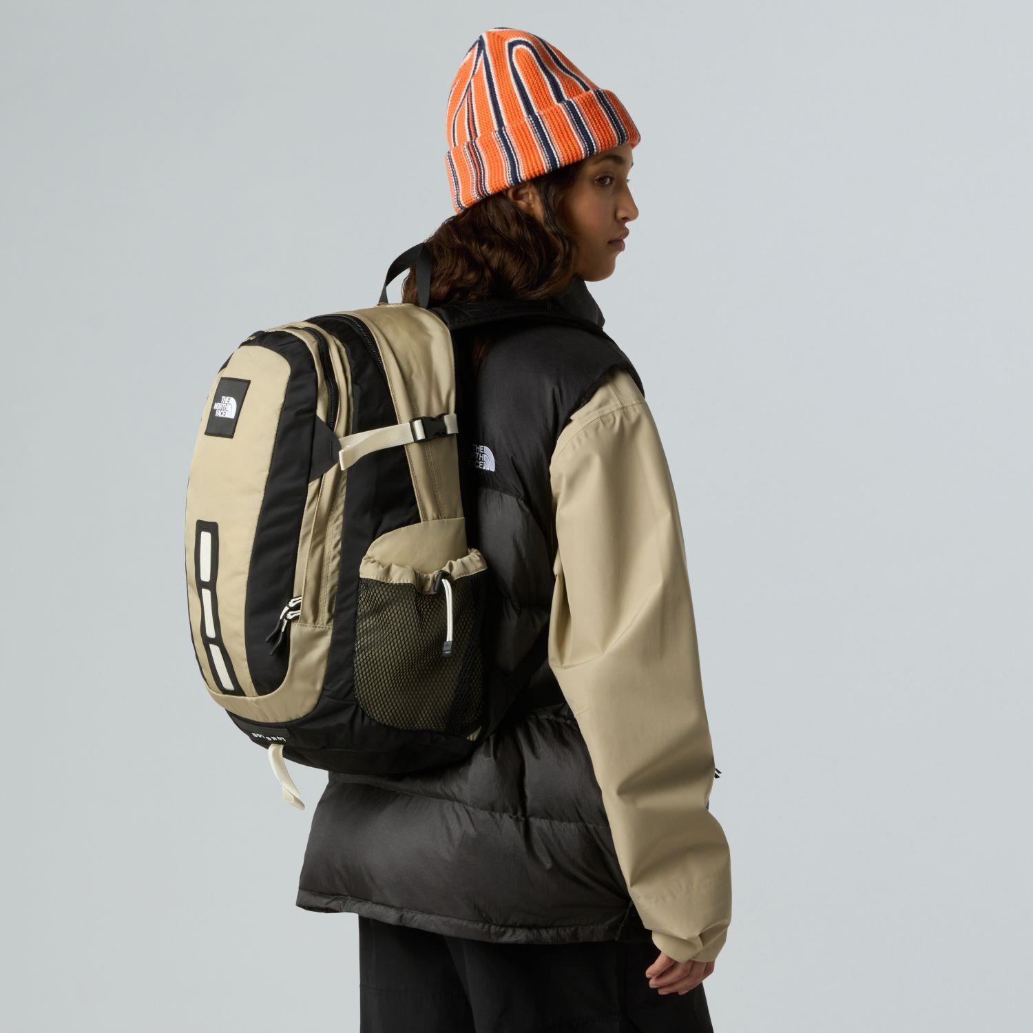 The North Face HOT SHOT SE Unisex Sırt Çantası NF0A3KYJFZI1