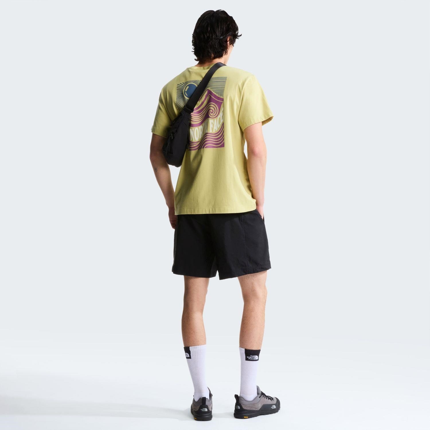 The North Face M MOUNTAIN ESCAPE RELAXED SHORT SLEEVE T Erkek Tişört NF0A8GB1G731