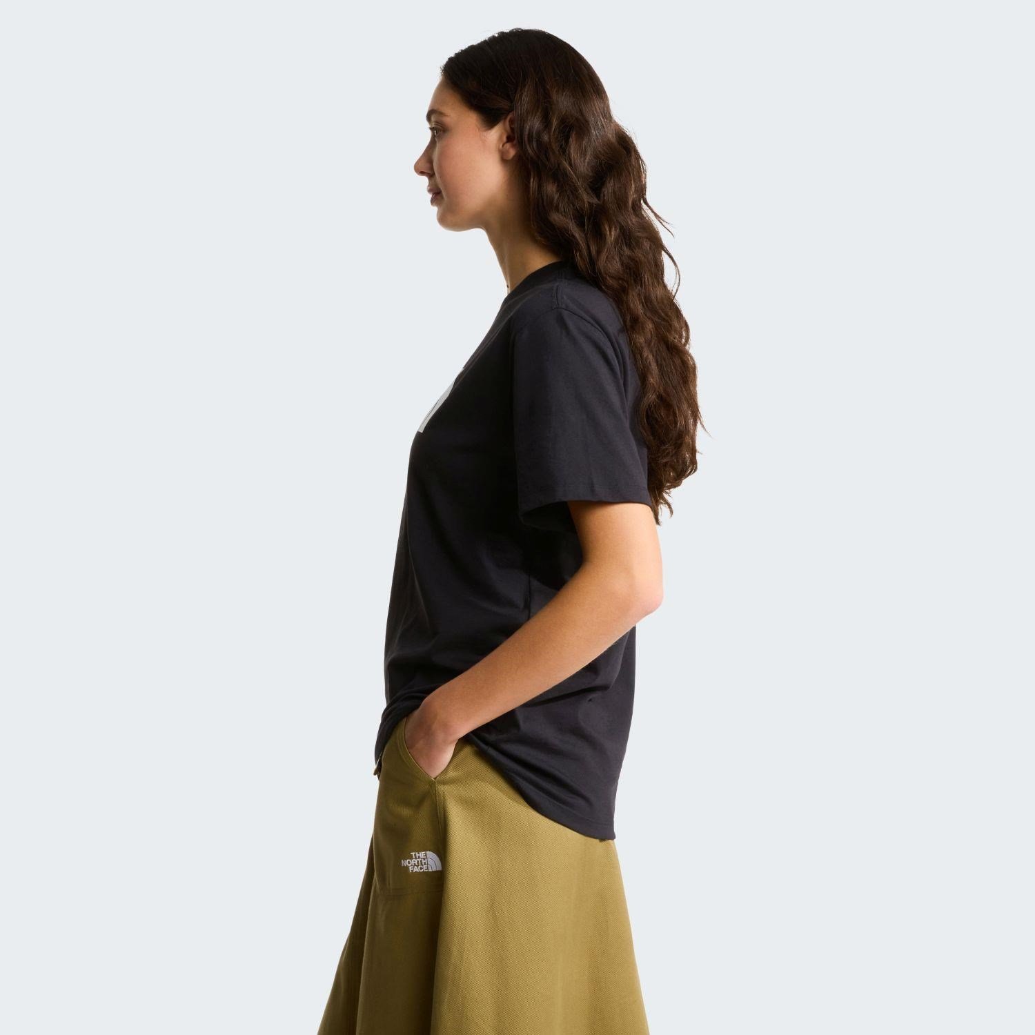 The North Face W EVOLUTION HALF DOME RELAXED SHORT SLEE Kadın Tişört NF0A8B6UKY41