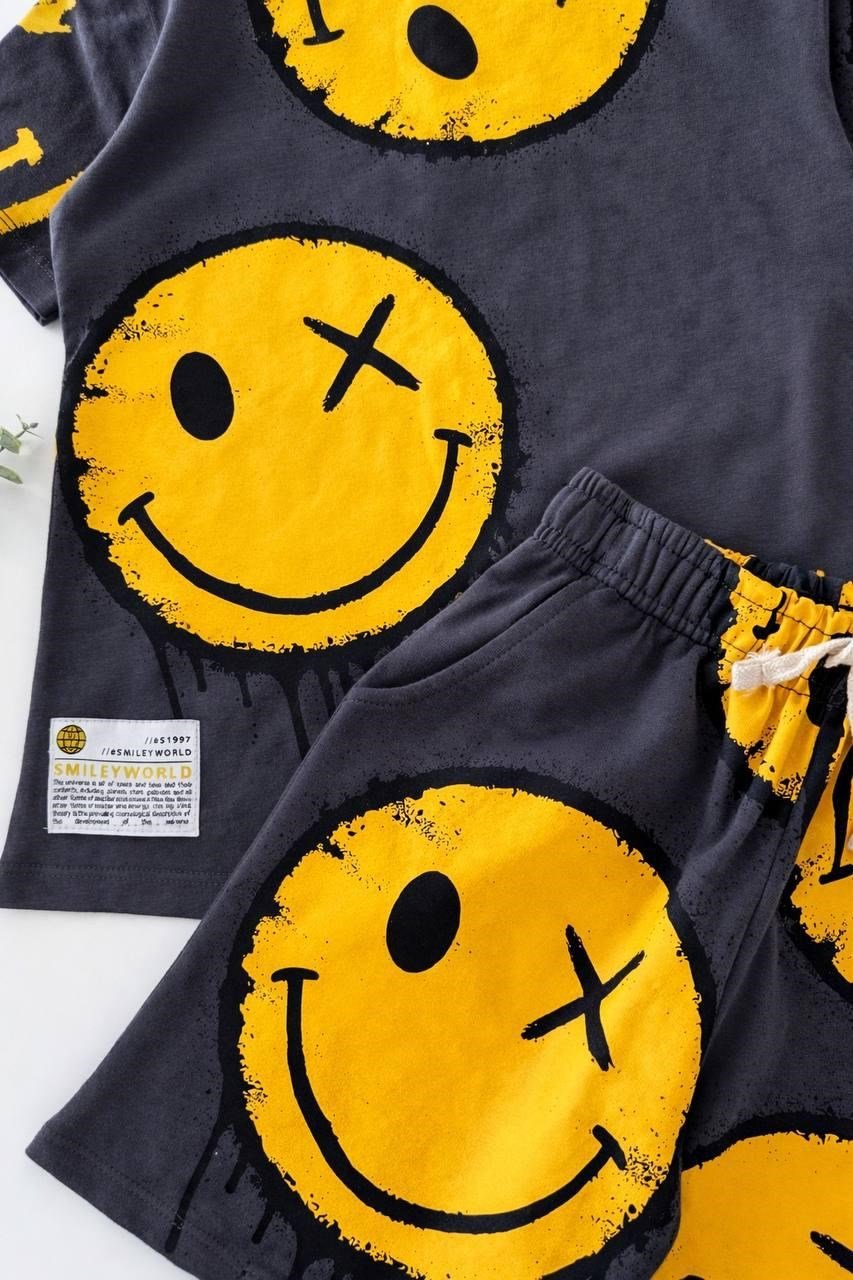 Büyük Yaş Grubu Emojili Erkek Çocuk Şort Tişört Takımı