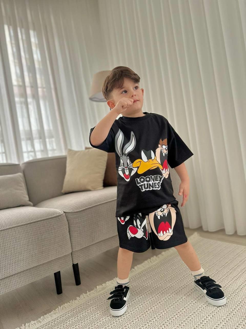 LOONEY TUNES SİYAH ŞORT-TİŞÖRT TAKIMI