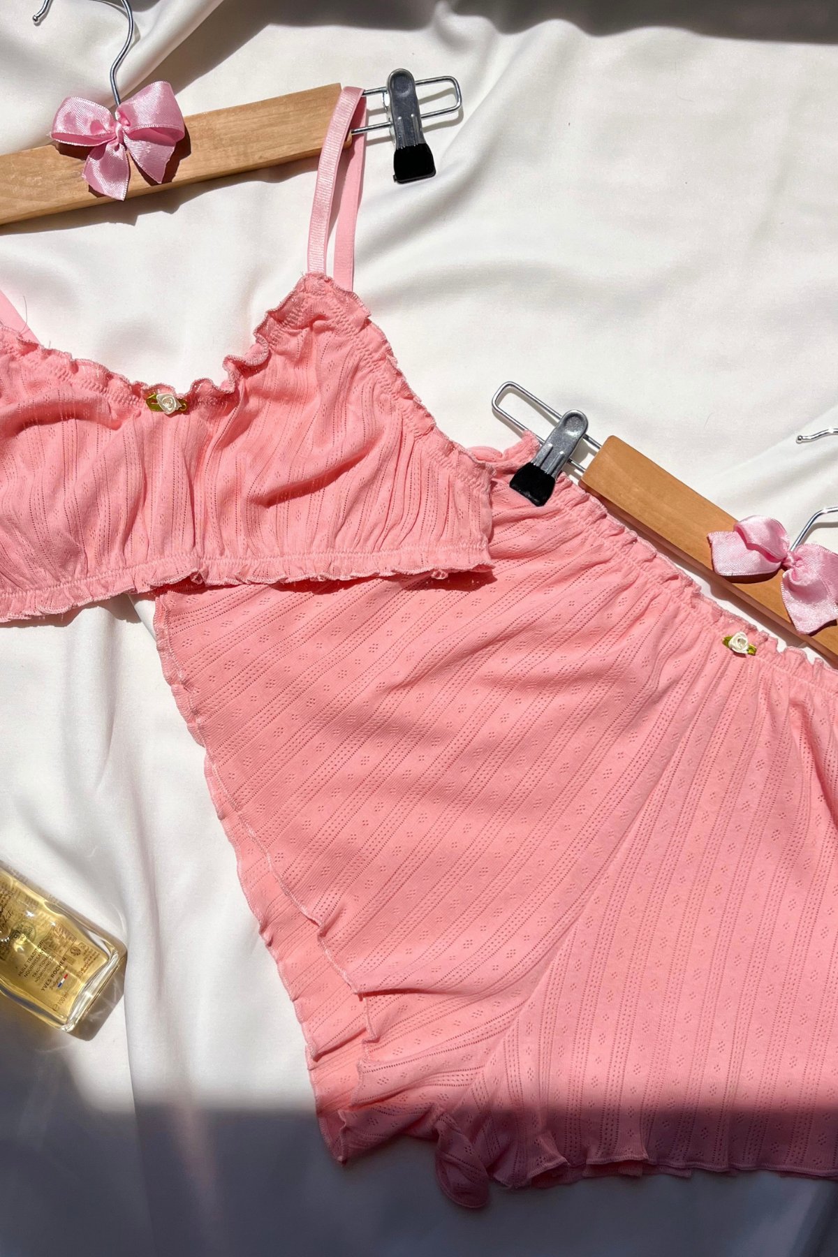 Isadora Blush Pink 3’lü Jakarlı Pamuklu Pijama Takımı — fırfırlı detaylı pembe bralet, şort ve külot seti
