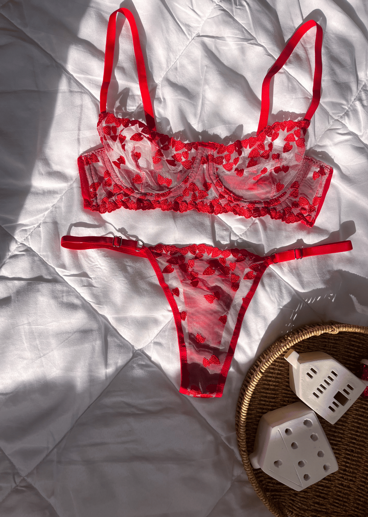 Flavia Kırmızı Kalp İşlemeli Bralet Takımı