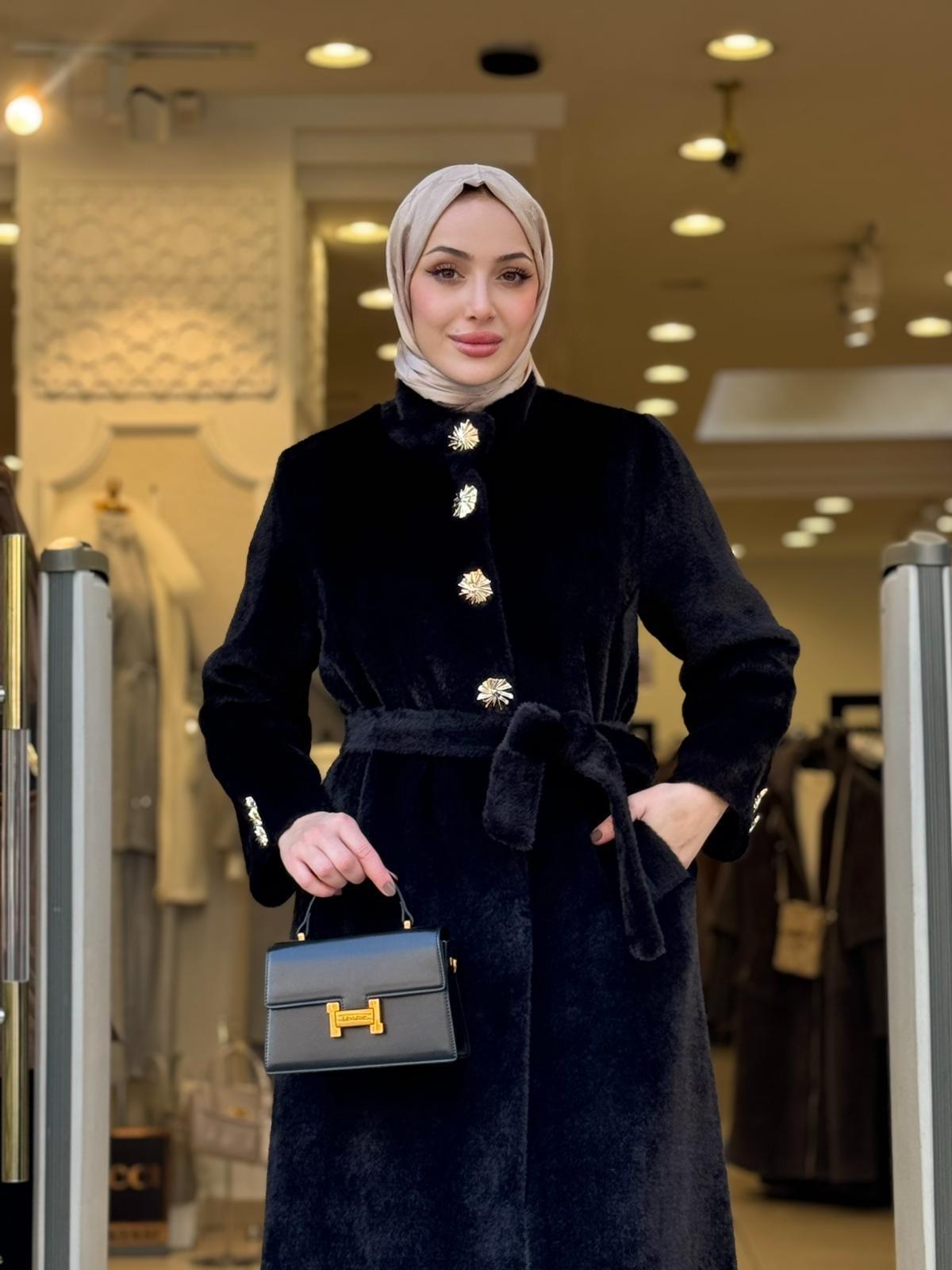 HAKİM YAKA TRİKO DETAYLI ANGORA KABAN