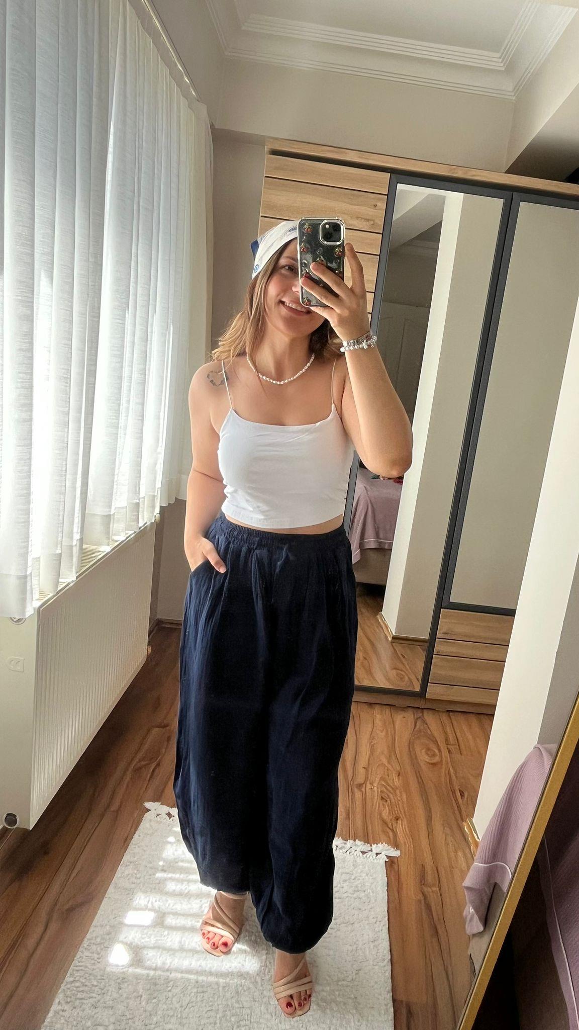 Lacivert Paçası Lastikli Müslin Pantolon
