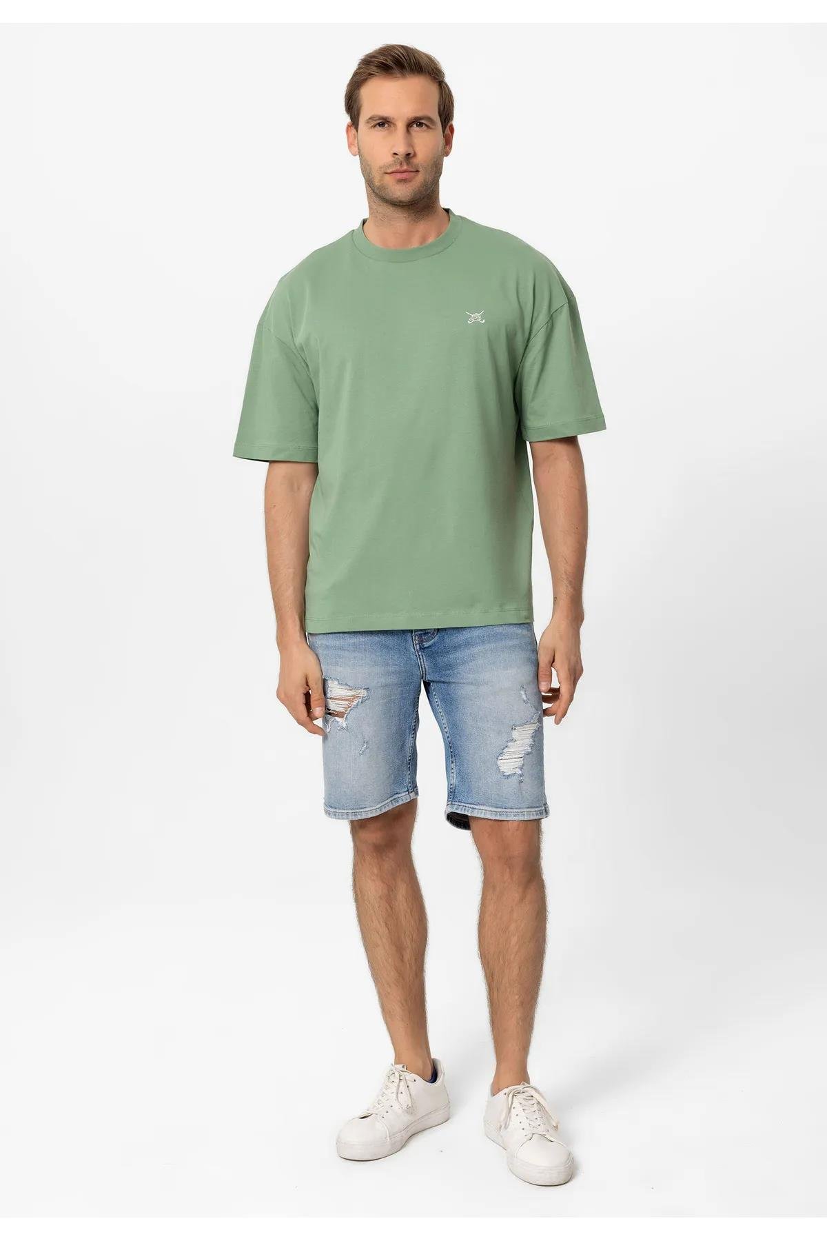 Erkek Oversize Nakışlı T-Shirt