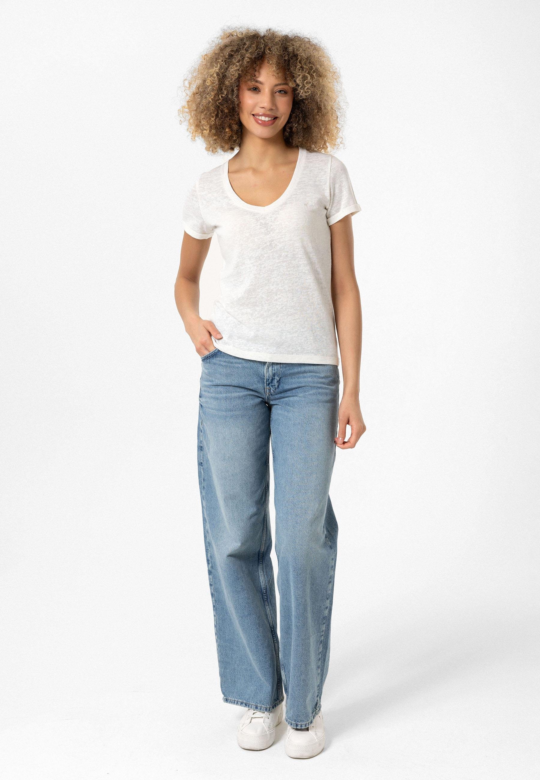 Nives Kadın Ekru V Yaka Slim Fit T-Shirt