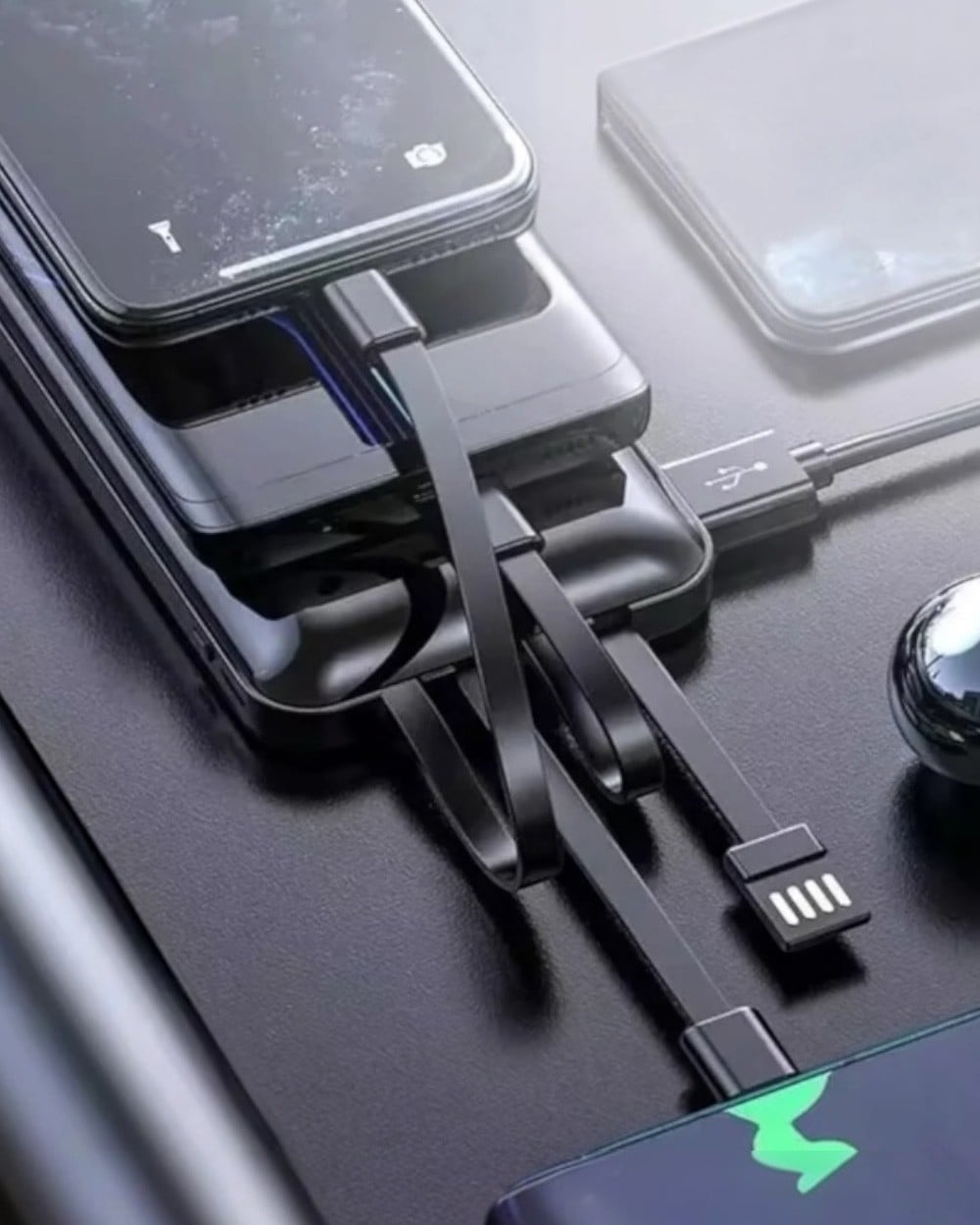 Powerbank20.000 mAh Kendinden Kablolu Dijital Göstergeli Type-C Lightning Powerbank Taşınabilir Şarj Cihazı