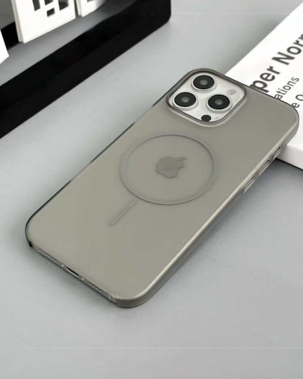 Iphone Uyumlu Altı Açık Mat İnce Magsafe Destekli Kılıf