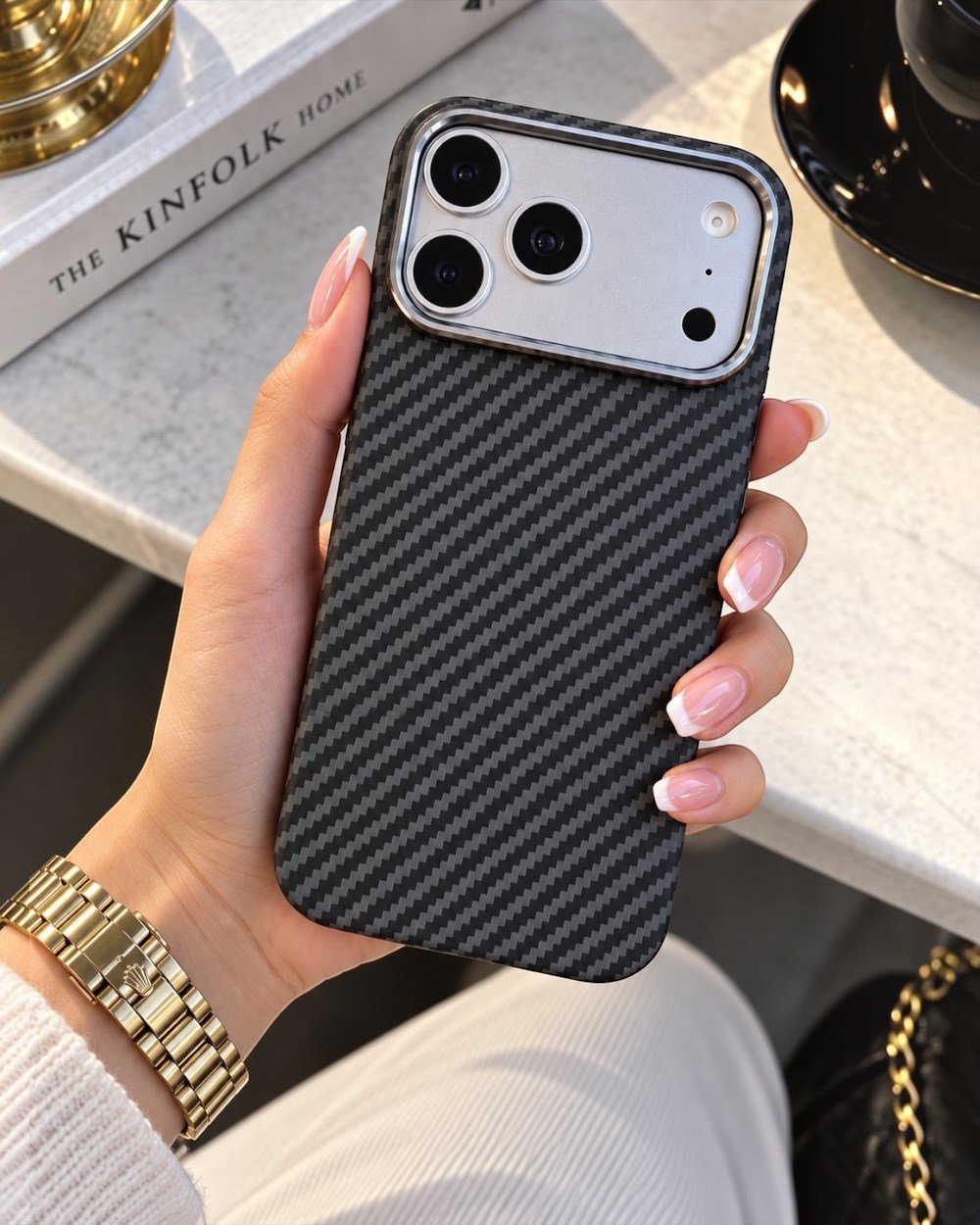 Telefon KılıfıIphone Uyumlu Metal Çerçeveli Prestige Karbonfiber Magsafe Destekli Kılıf