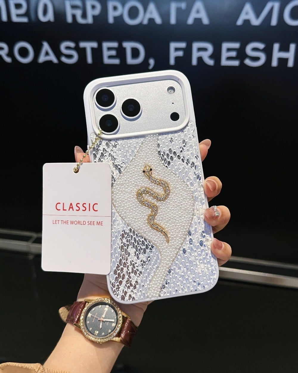 Telefon KılıfıIphone Uyumlu Yılan Derisi Dokulu Taşlı Yılanlı Premium Kılıf
