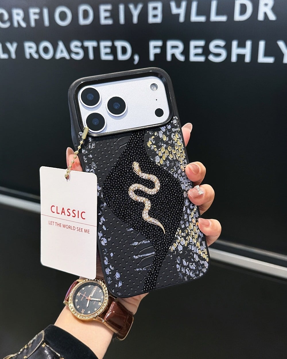 Telefon KılıfıIphone Uyumlu Yılan Derisi Dokulu Taşlı Yılanlı Premium Kılıf