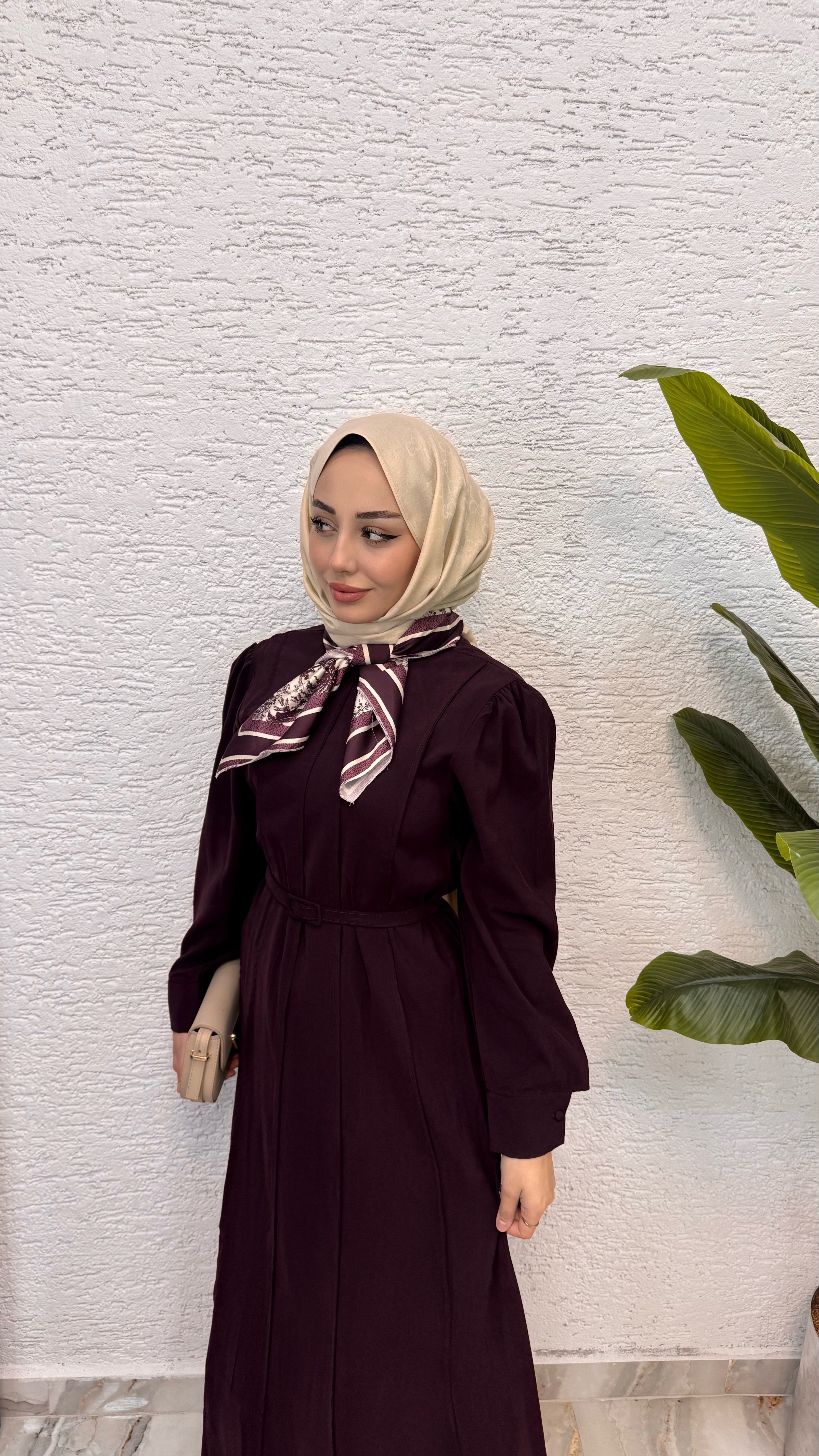 Fular ve Kemer Detaylı Elbise | Mürdüm