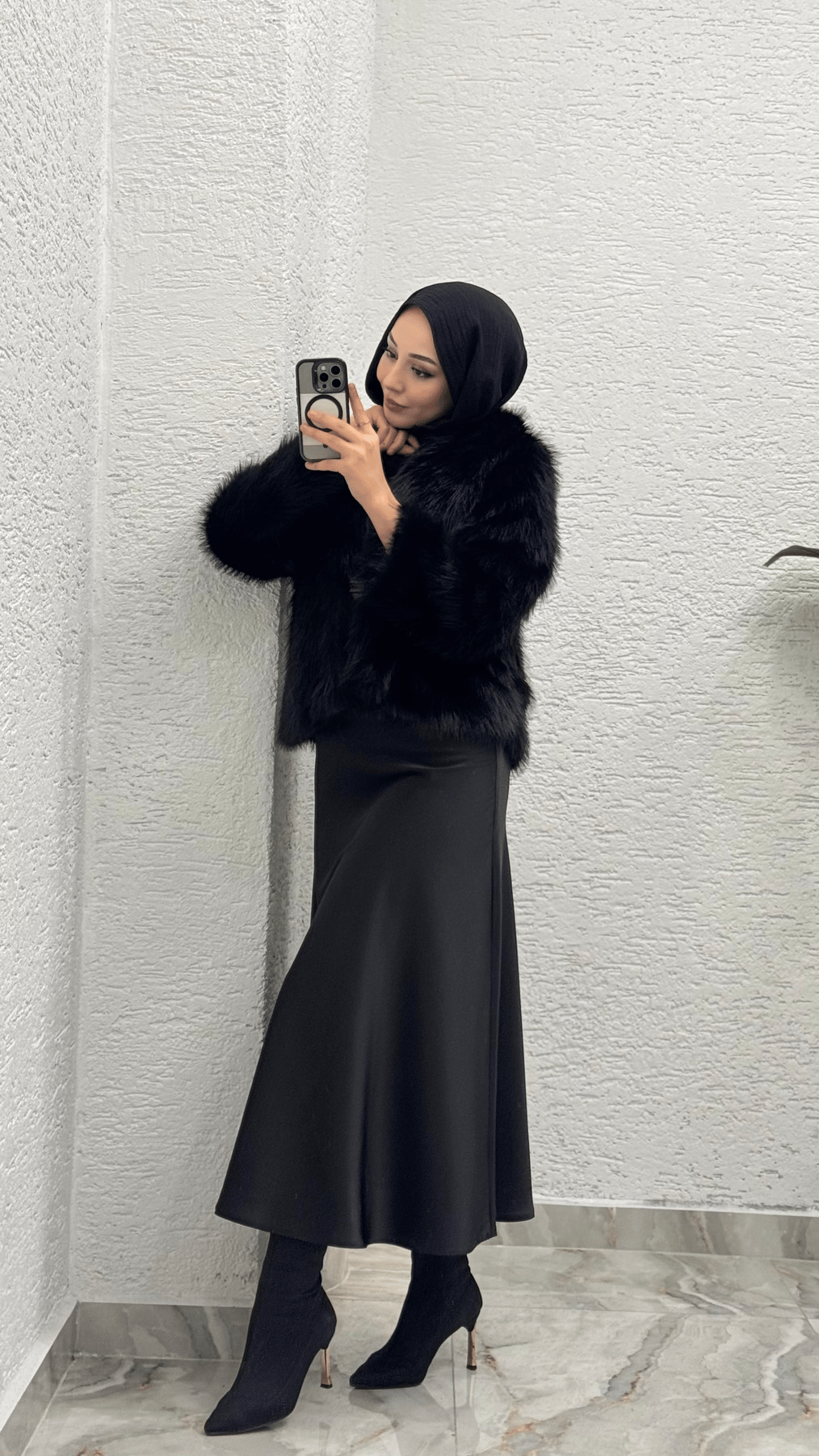 Kısa Kürk | Siyah