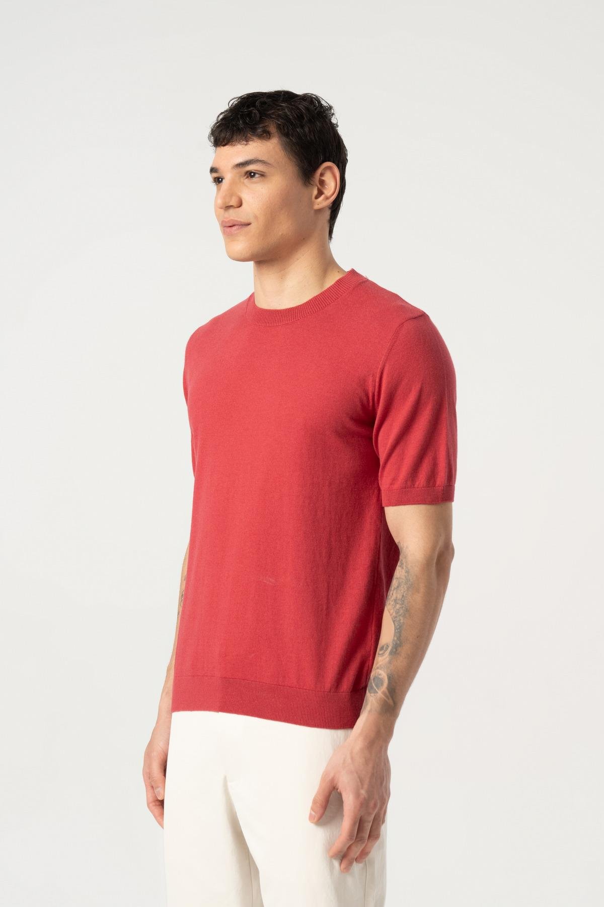 Triko Bisiklet Yaka Tshirt %100 Pamuk Kırmızı