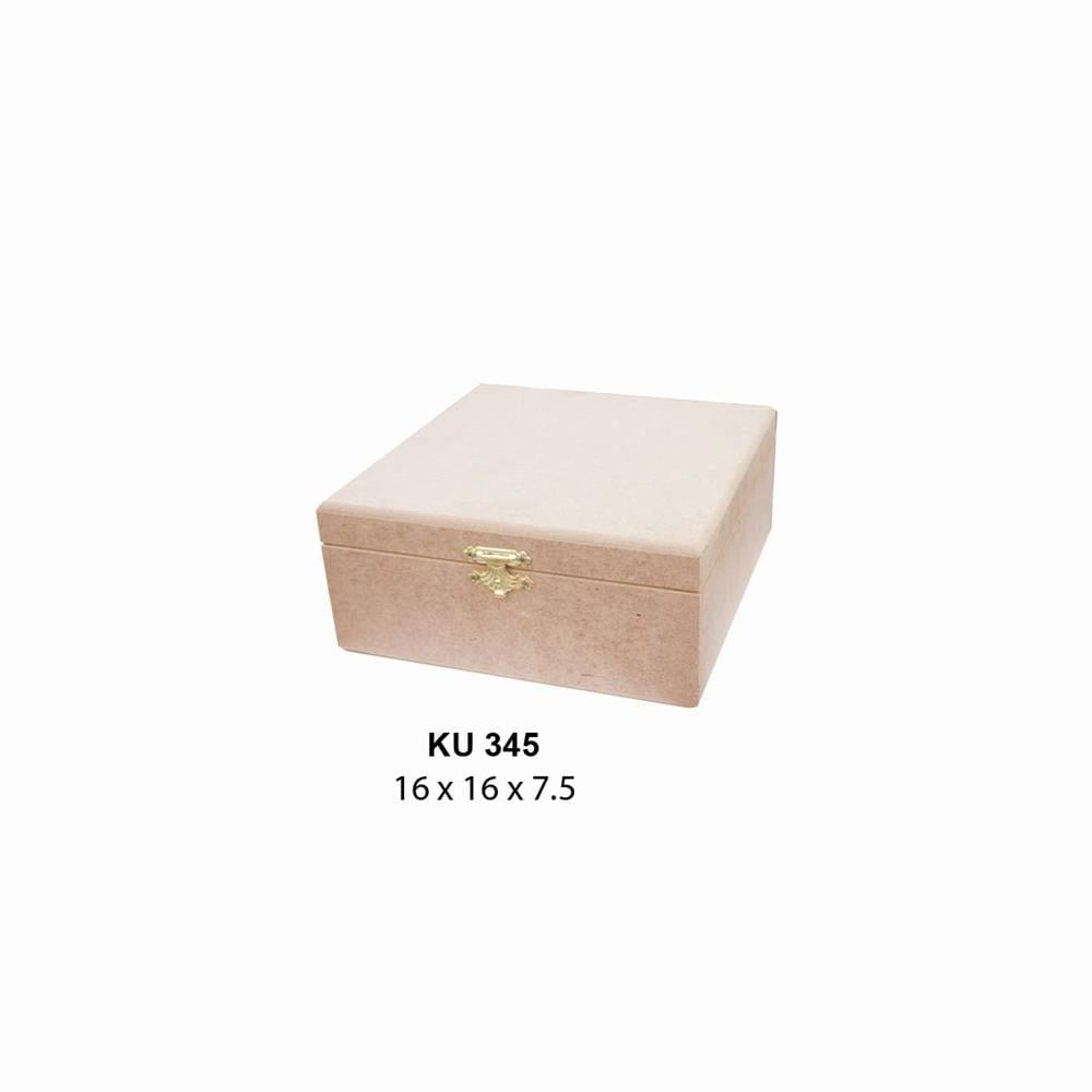 KU 345 KÜÇÜK KLİPSLİ KARE KUTU