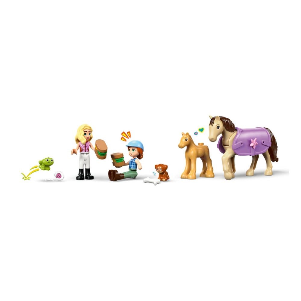 LegoLEGO Friends At ve Tay Römorku 279 Parça