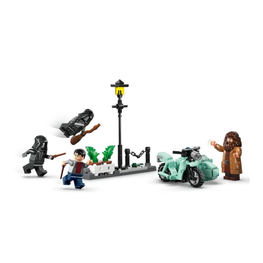 LegoLEGO Harry Potter Hagrid ve Harrynin Privet Drive Kaçışı 124 Parça