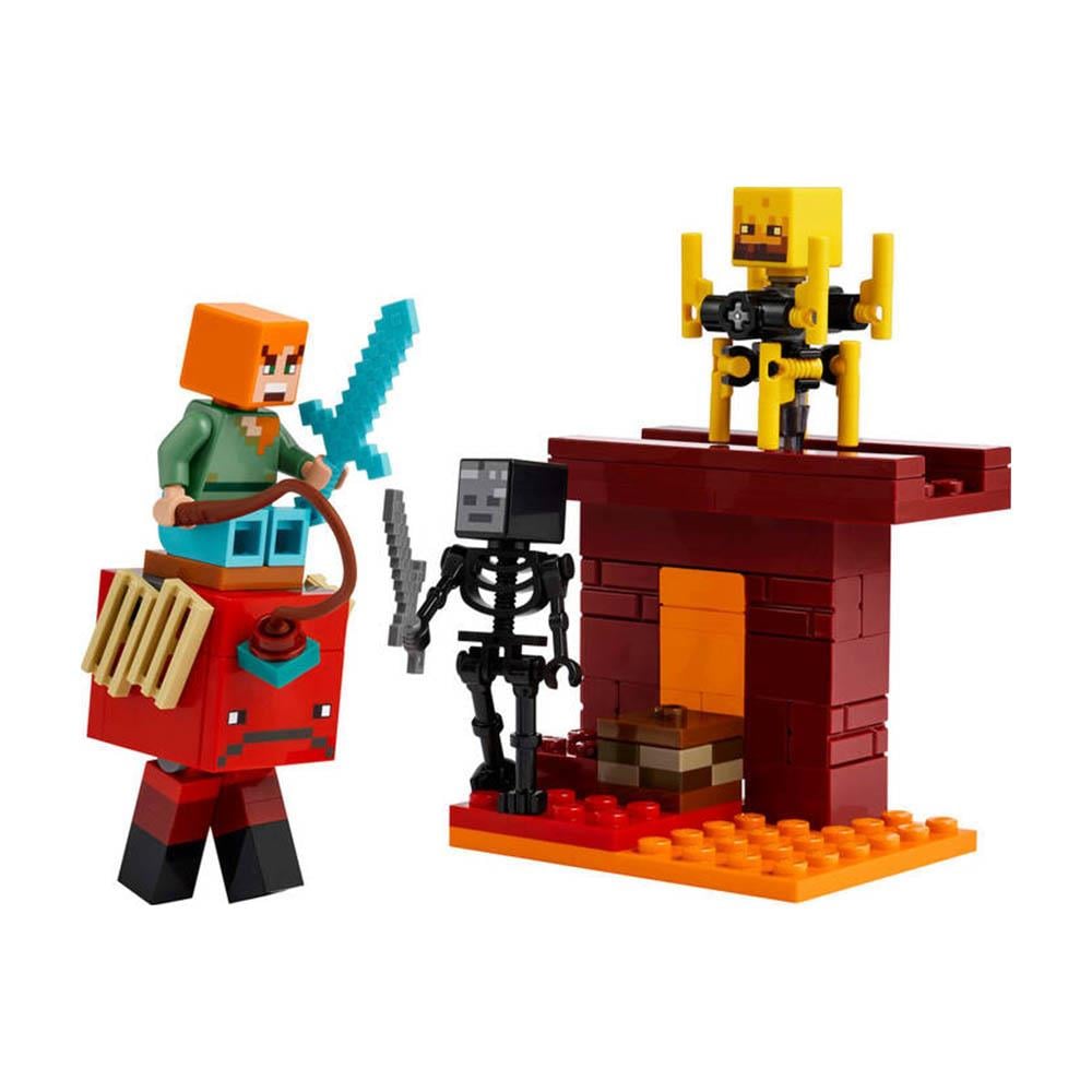 LegoLEGO Minecraft Nether Lav Savaşı 99 Parça