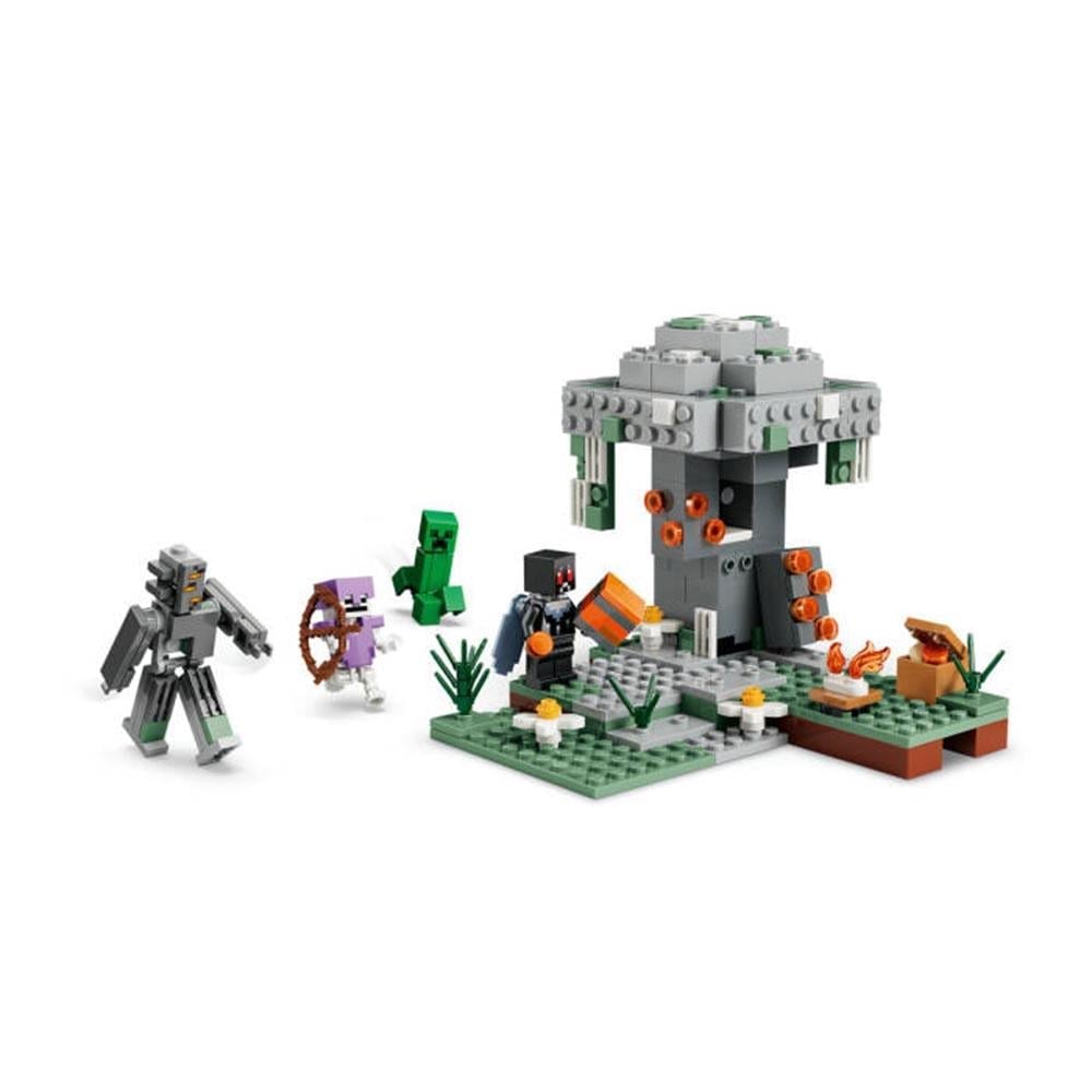 LegoLEGO Minecraft Solgun Bahçe 243 Parça