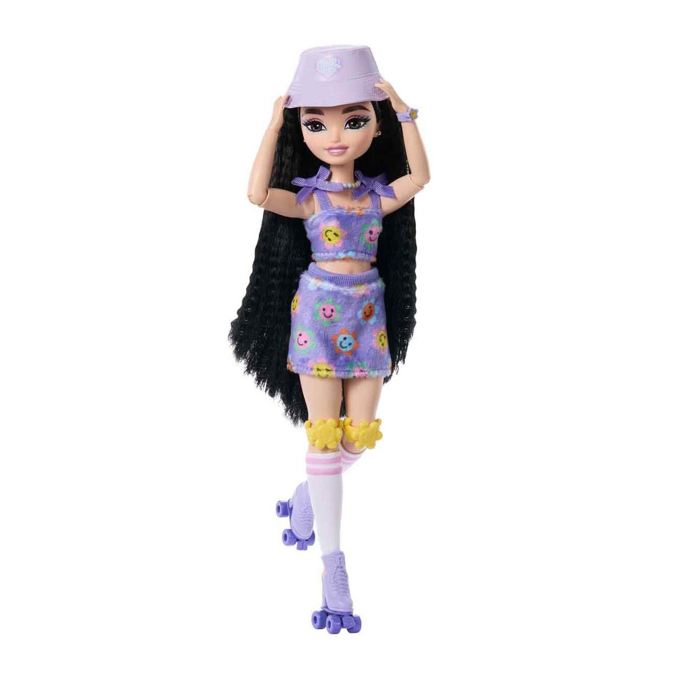 BarbieBarbie Dream Besties Paten Partisi Renee Bebek ve Aksesuarları