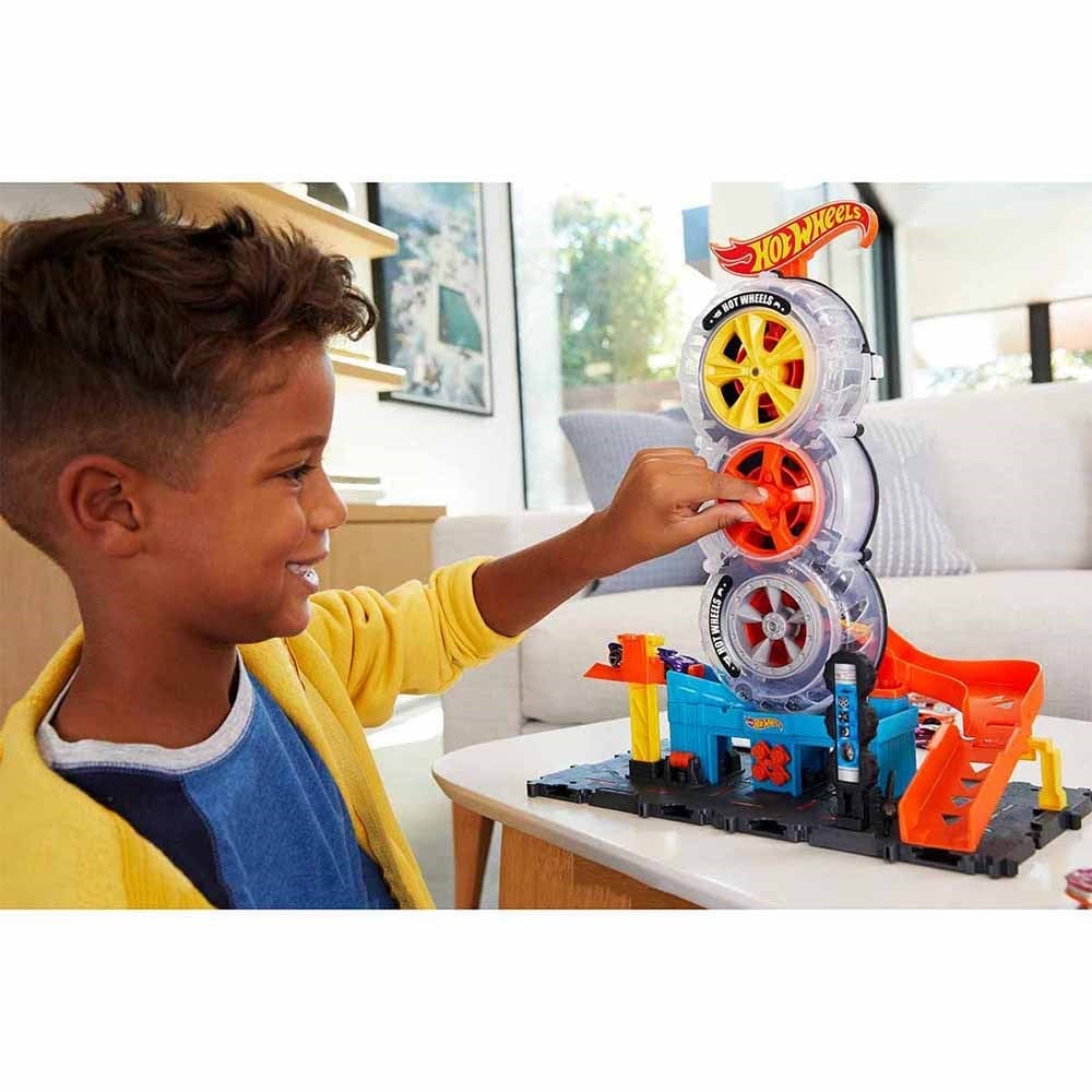 Hot WheelsHot Wheels Tekerlek Kulesi Pisti