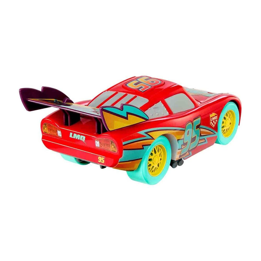 MattelDisney Sesli ve Işıklı Cars Kutlama Yarışı Şimşek McQueen Aracı