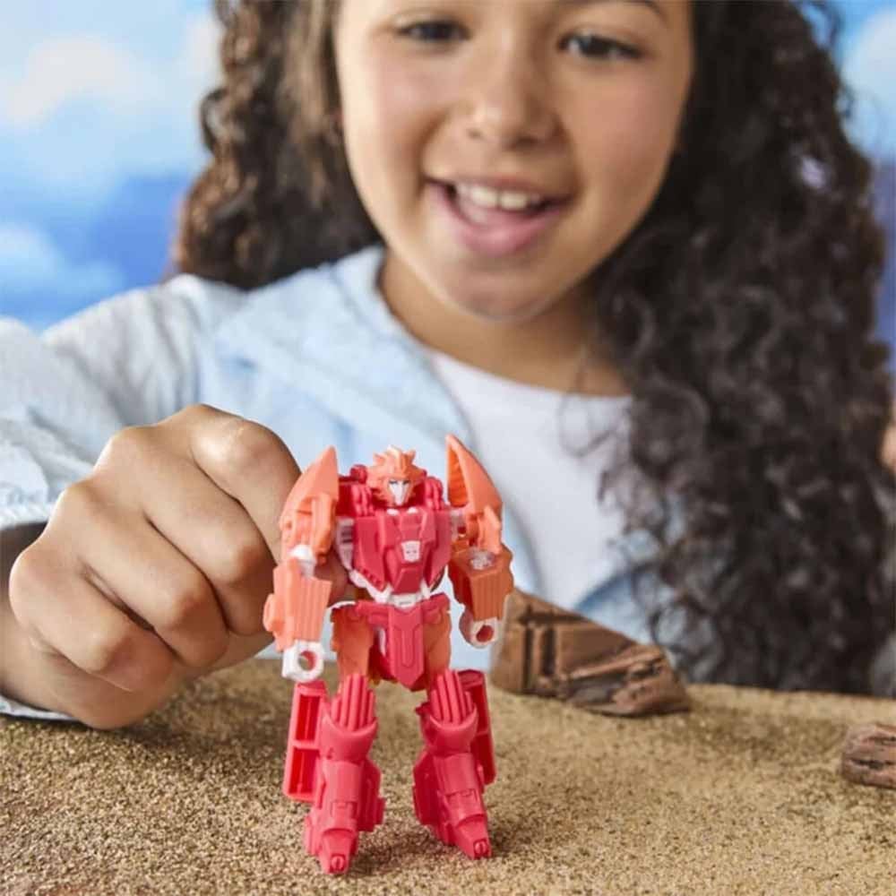 TransformersTransformers Cyberworld Cyber Changers Dönüşebilen Elita-1