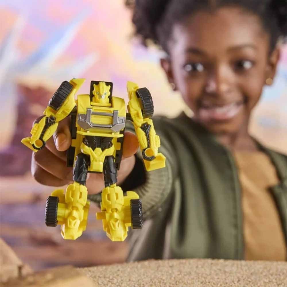 TransformersTransformers Cyberworld Cyber Changers Dönüşebilen Bumblebee