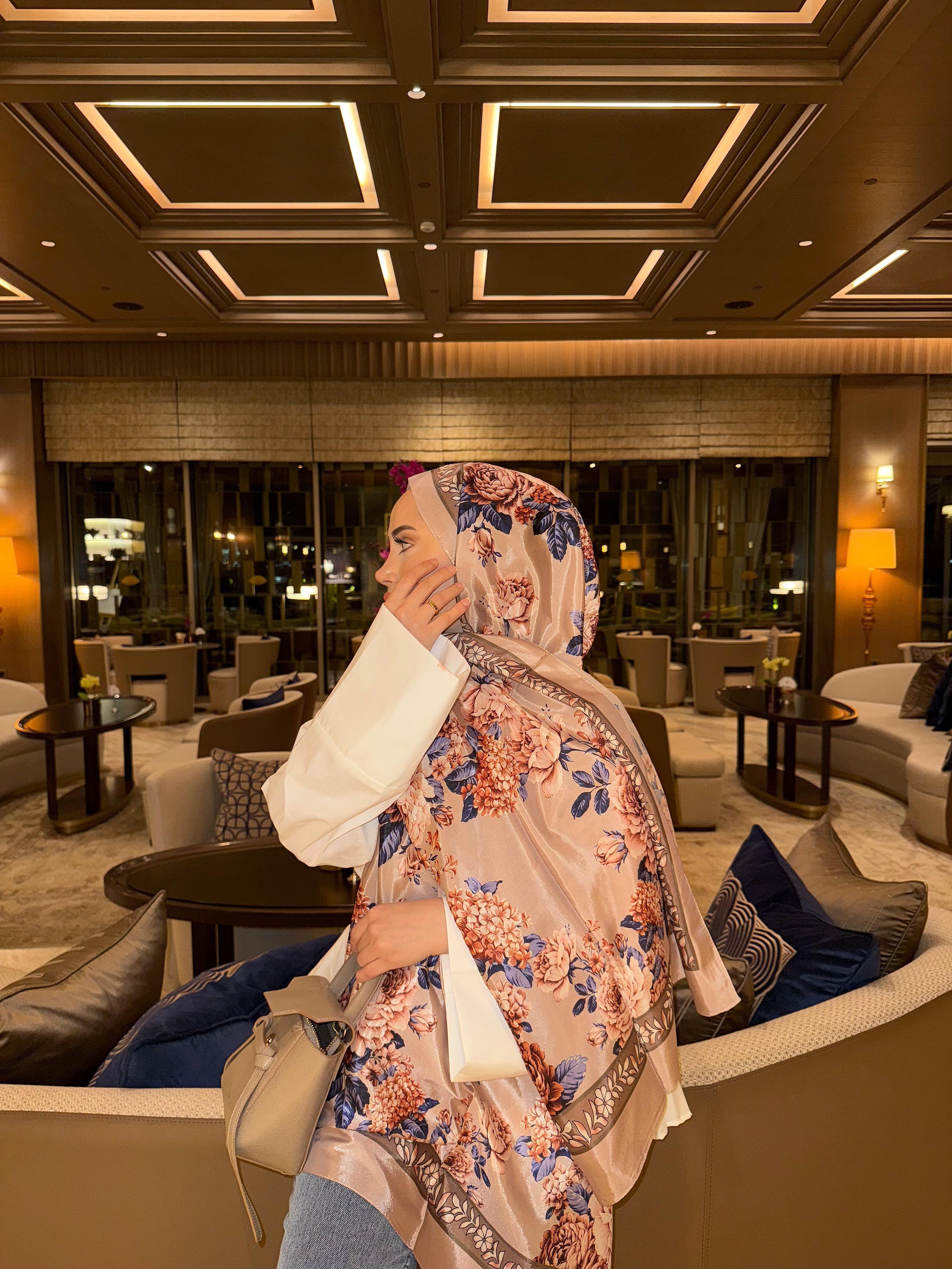 Madarin Model İpek Vual Pudra Pembe